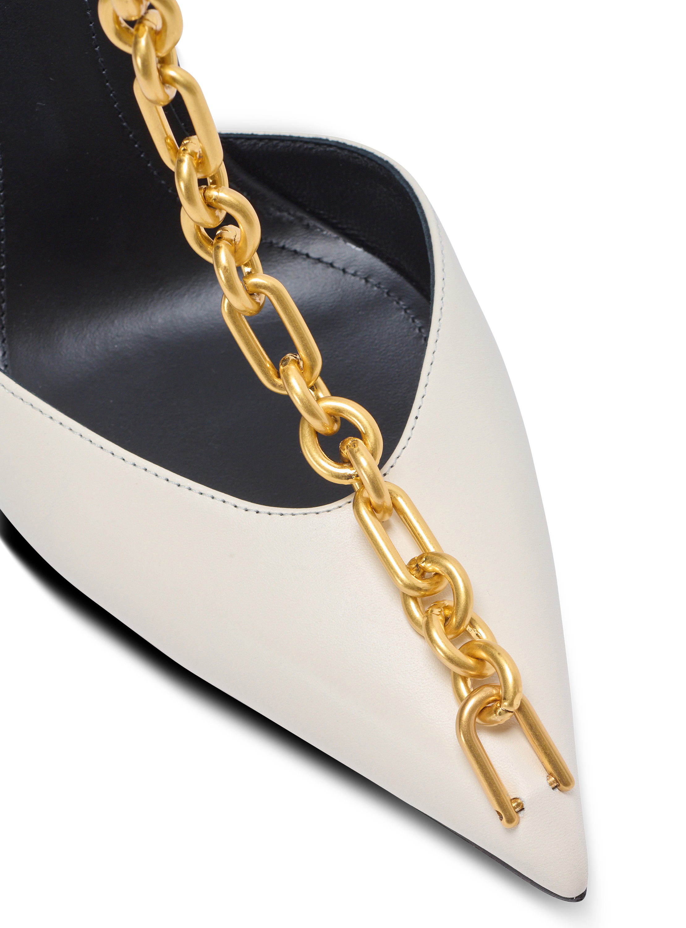 Sync leather stilettos with pointed toe