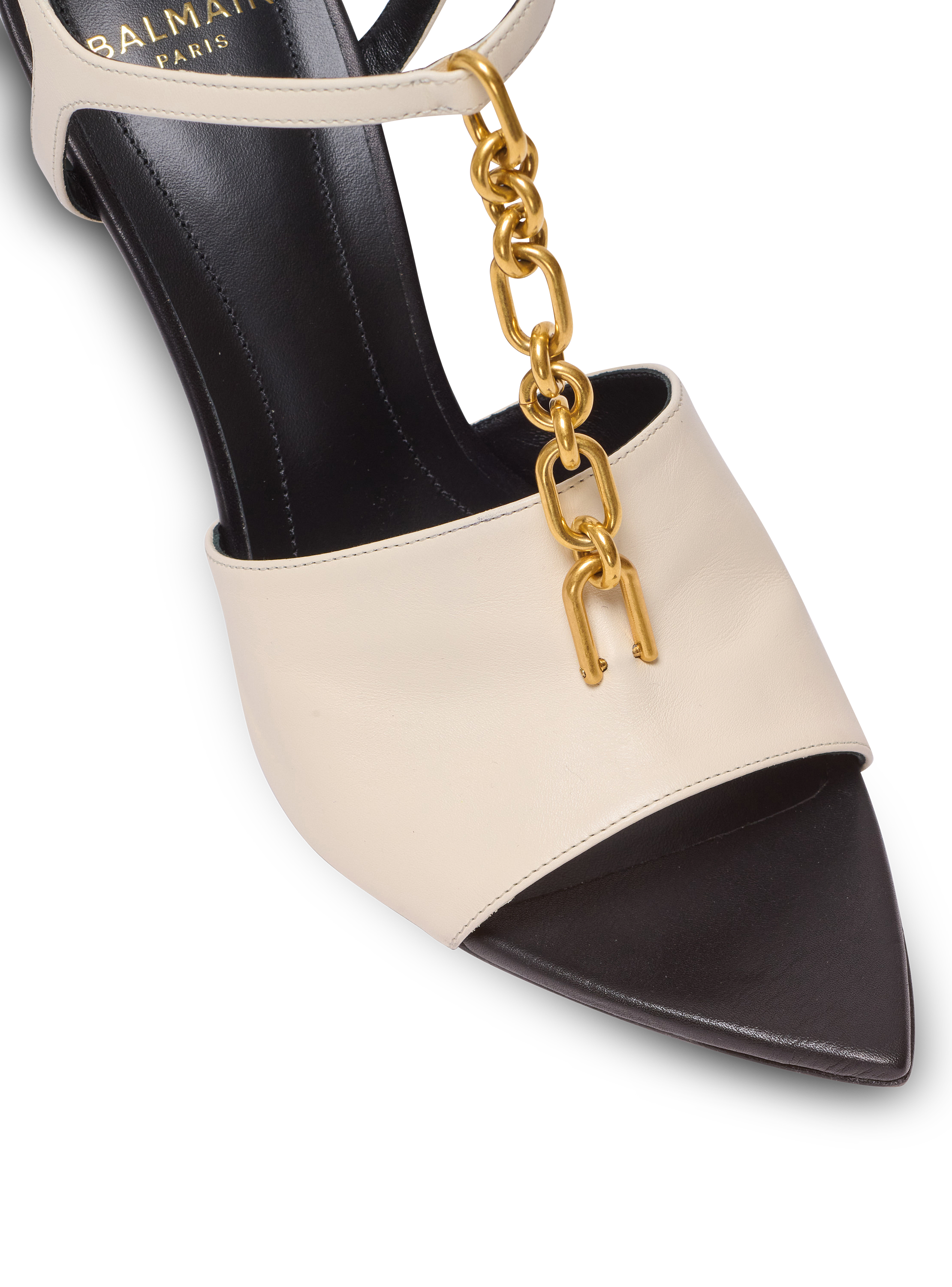 Sync leather sandals with heel