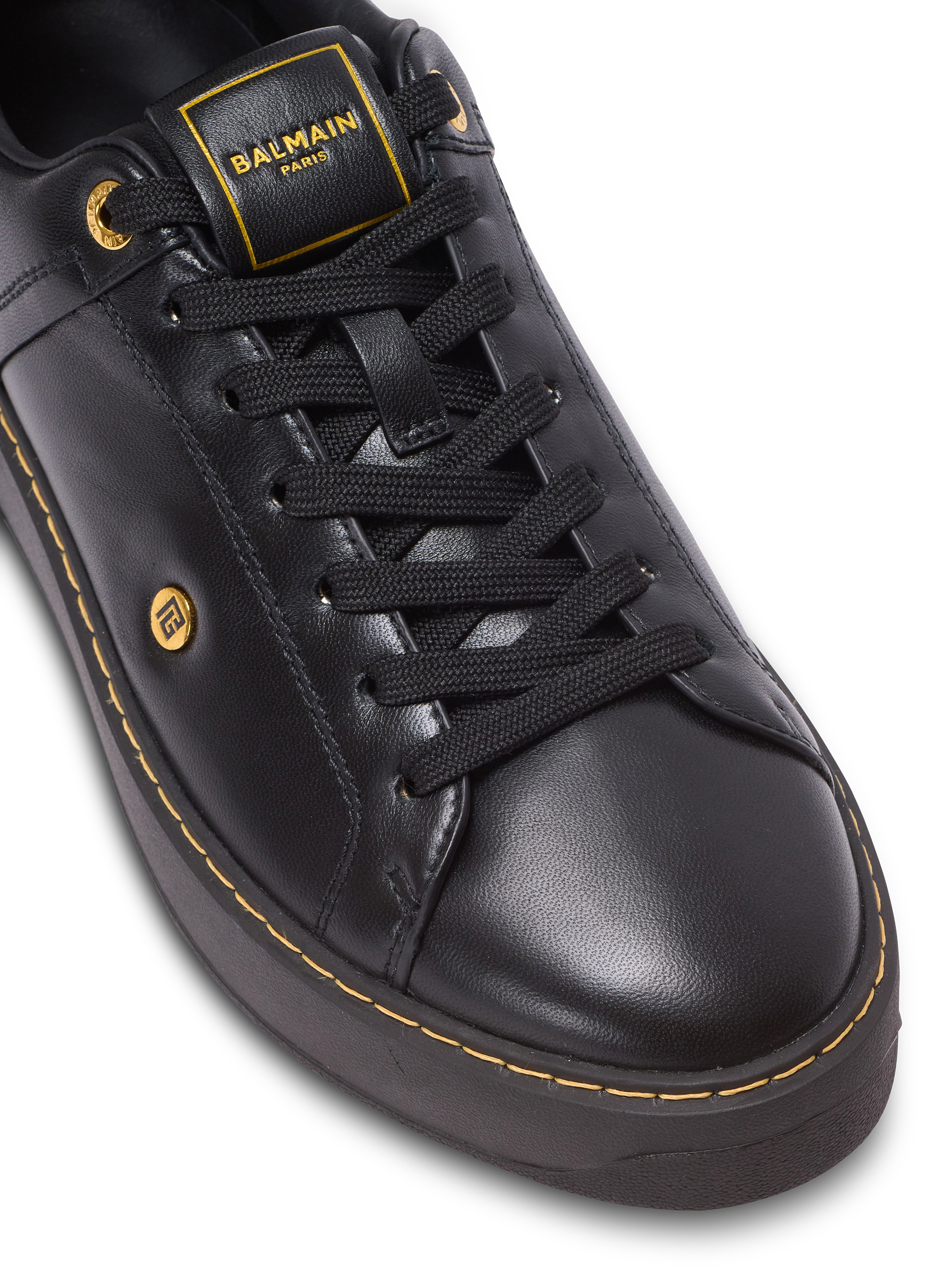 B-Court trainers in calfskin