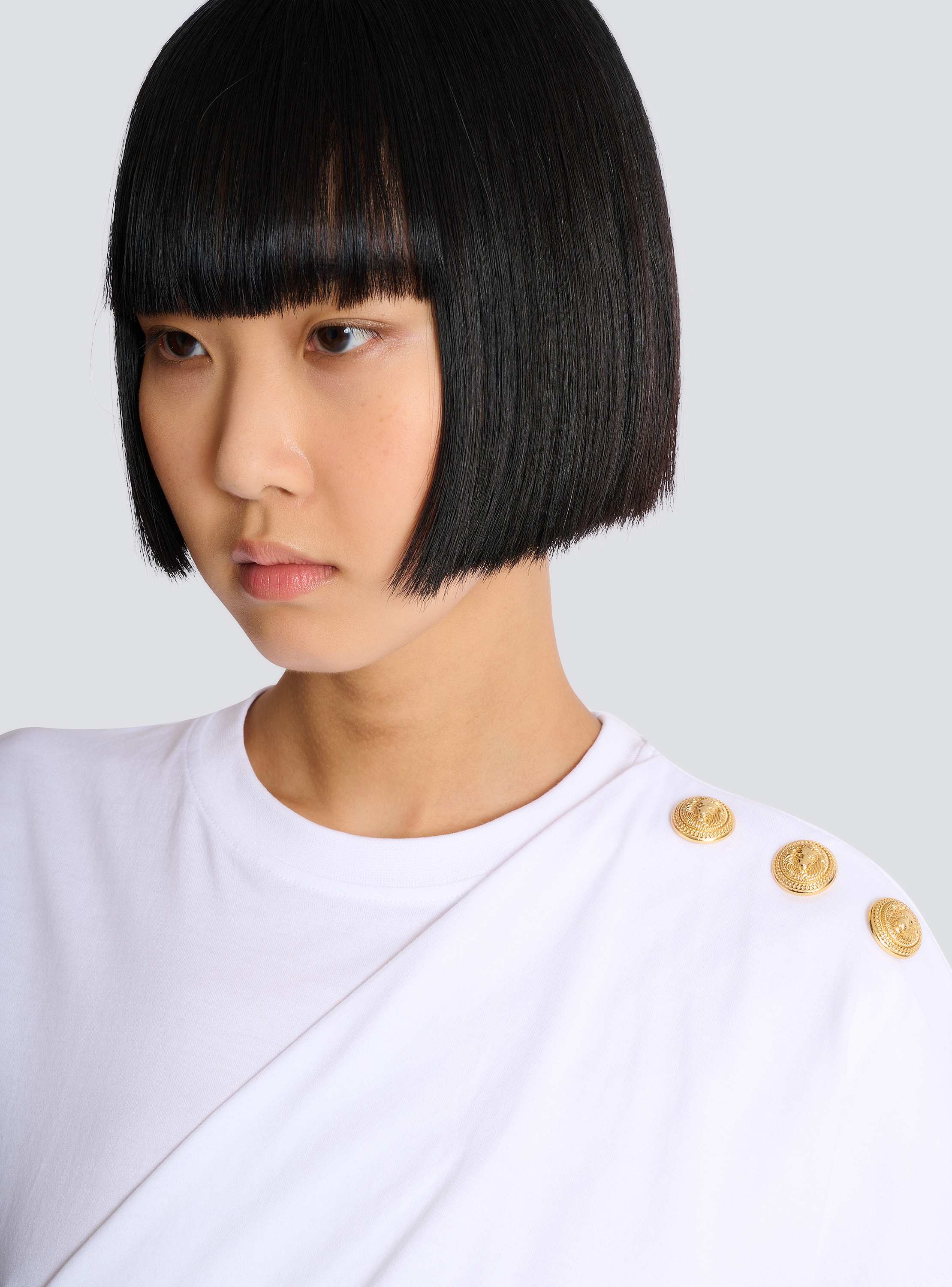 Draped T-shirt with buttons