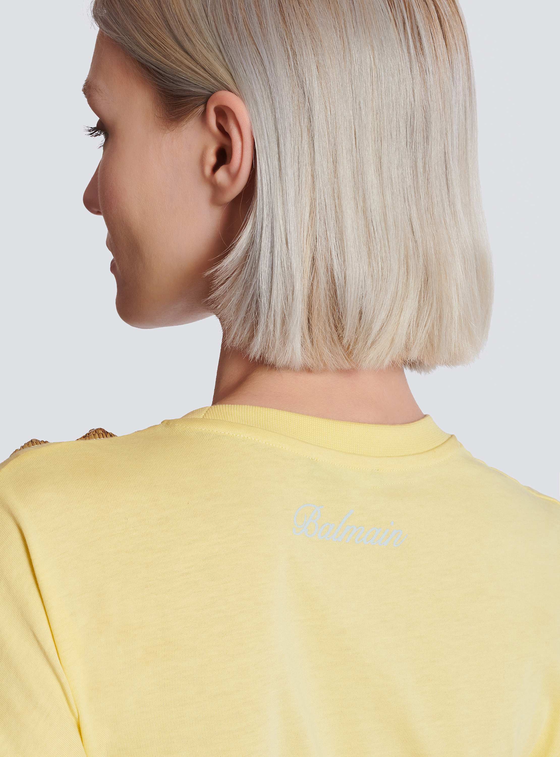 Draped T-shirt with buttons