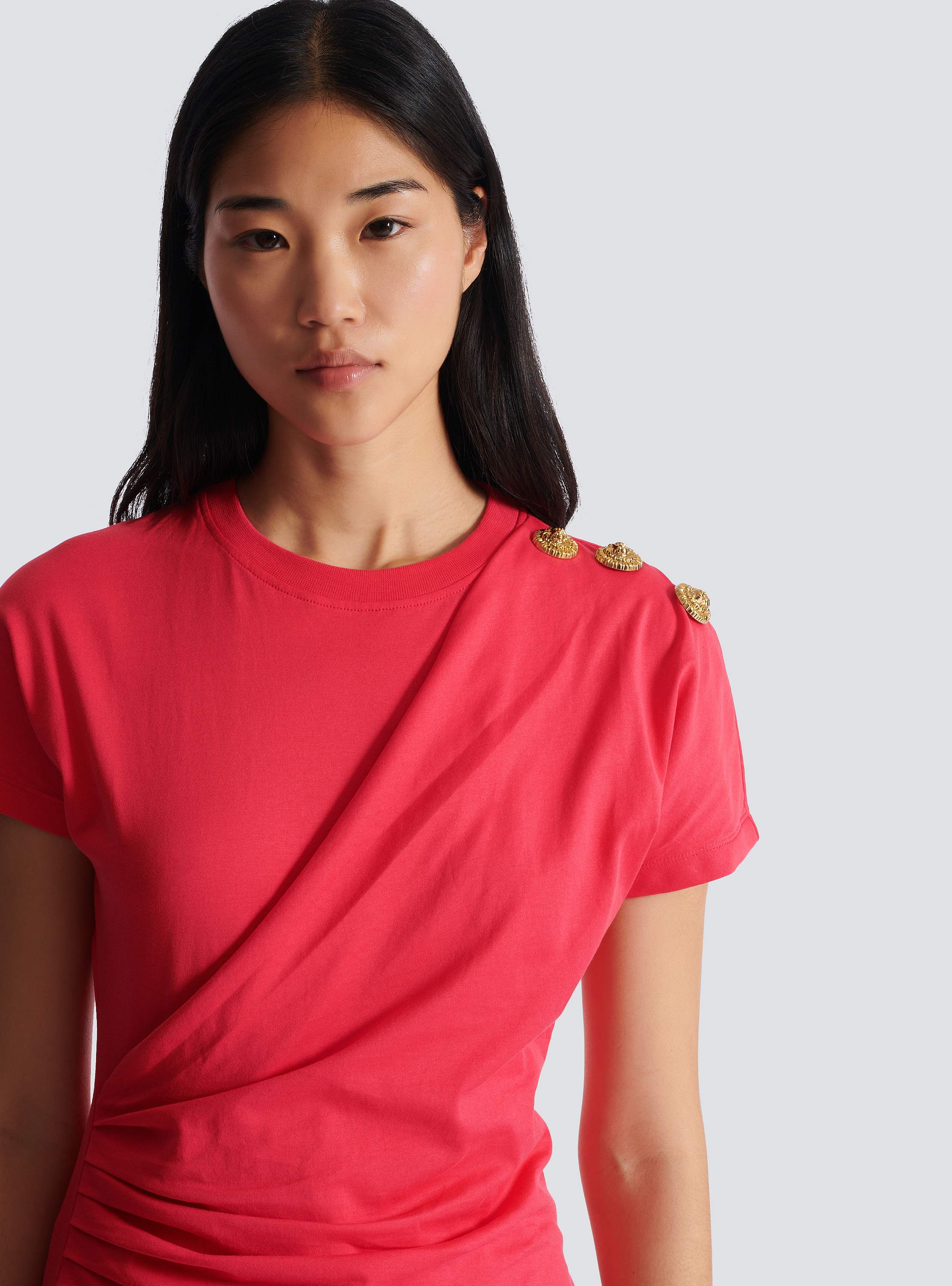 Draped T-shirt with buttons