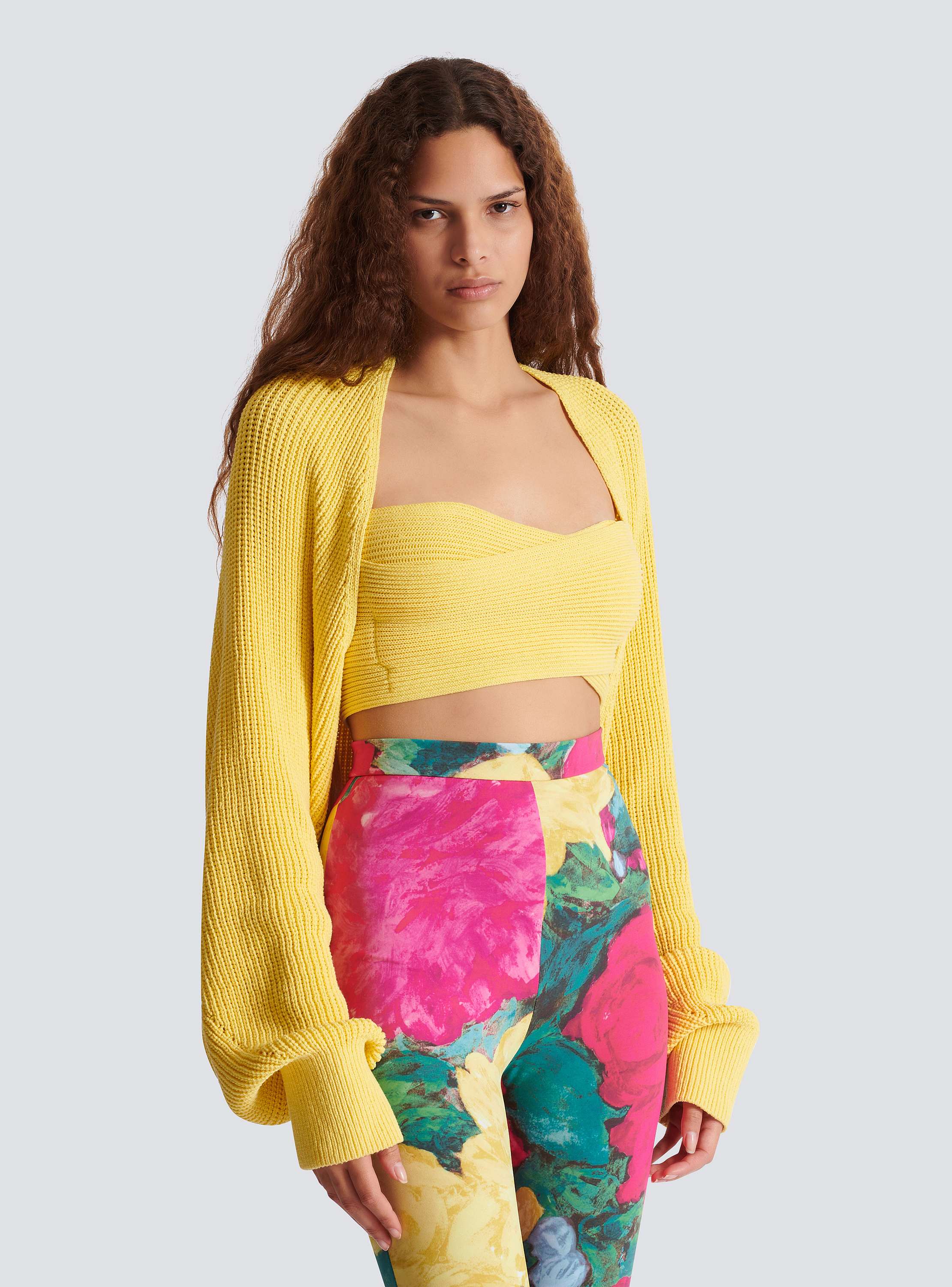 Ribbed knit bolero cardigan