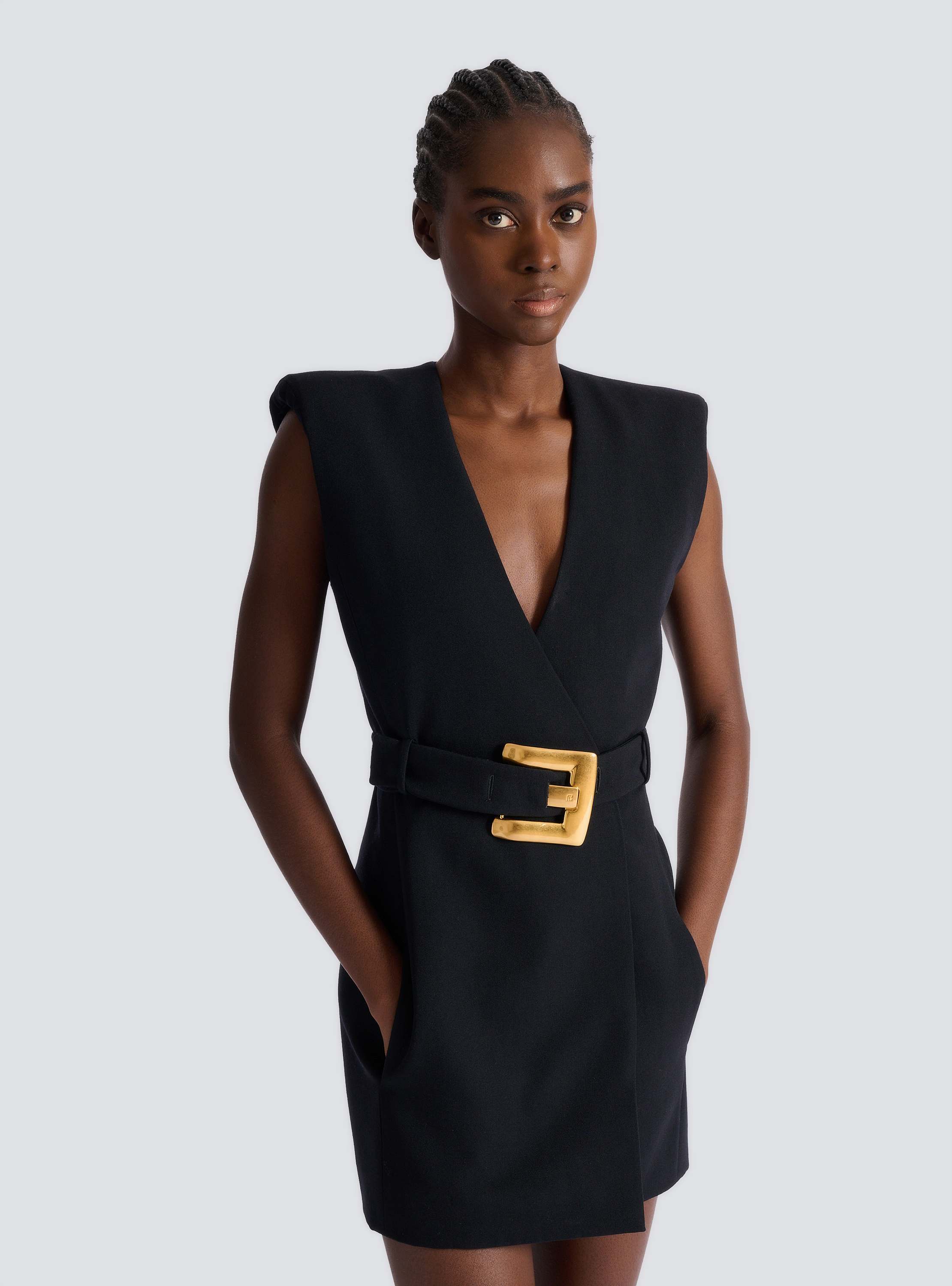 Short belted grain de poudre dress