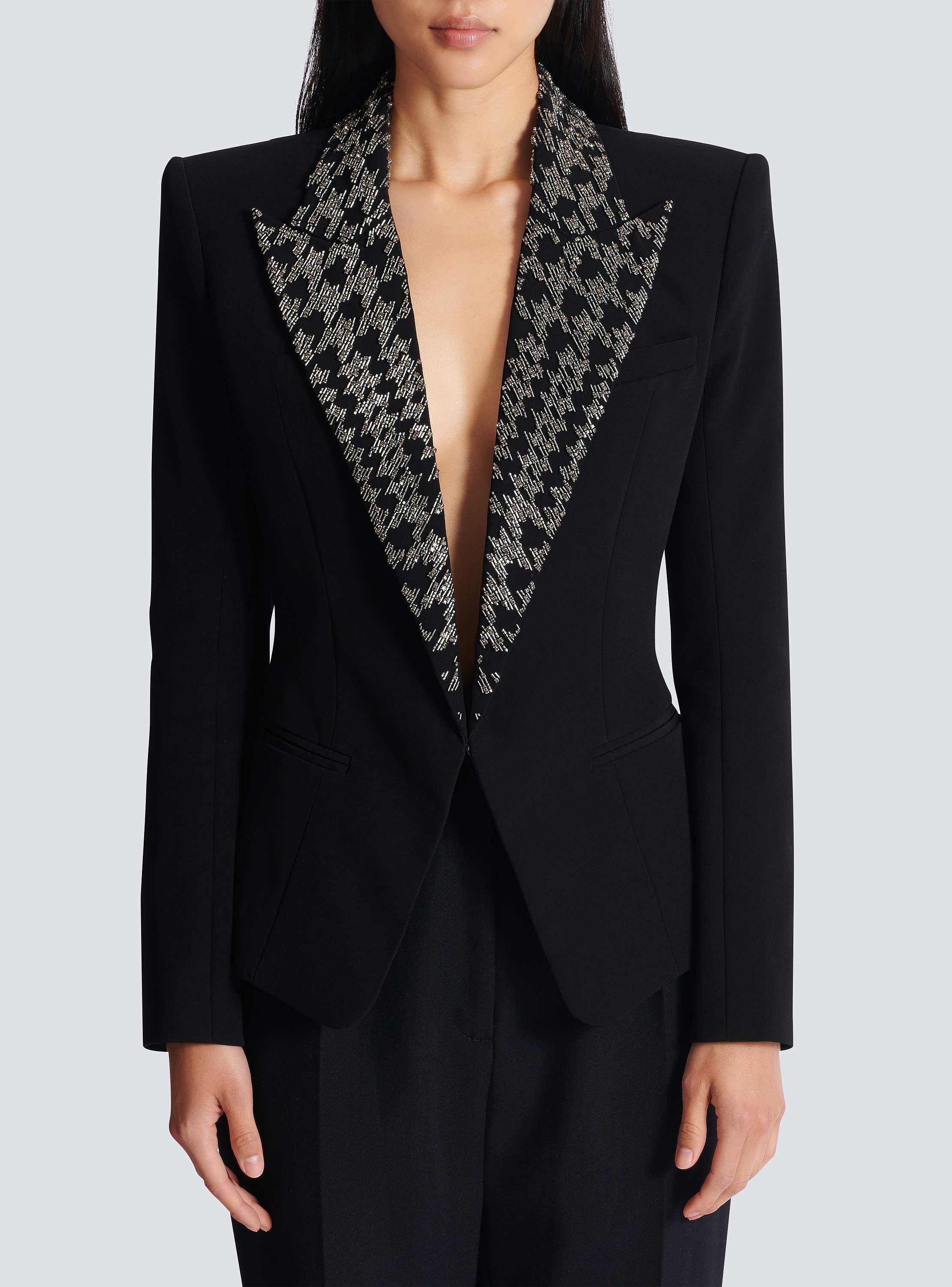 Embroidered 6-button jacket