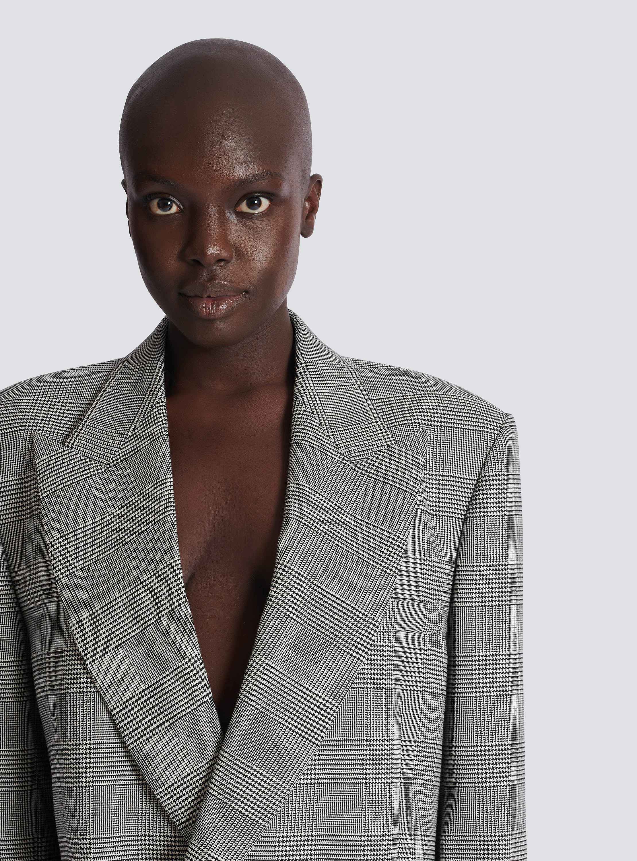 Oversized jacket in Prince of Wales jacquard