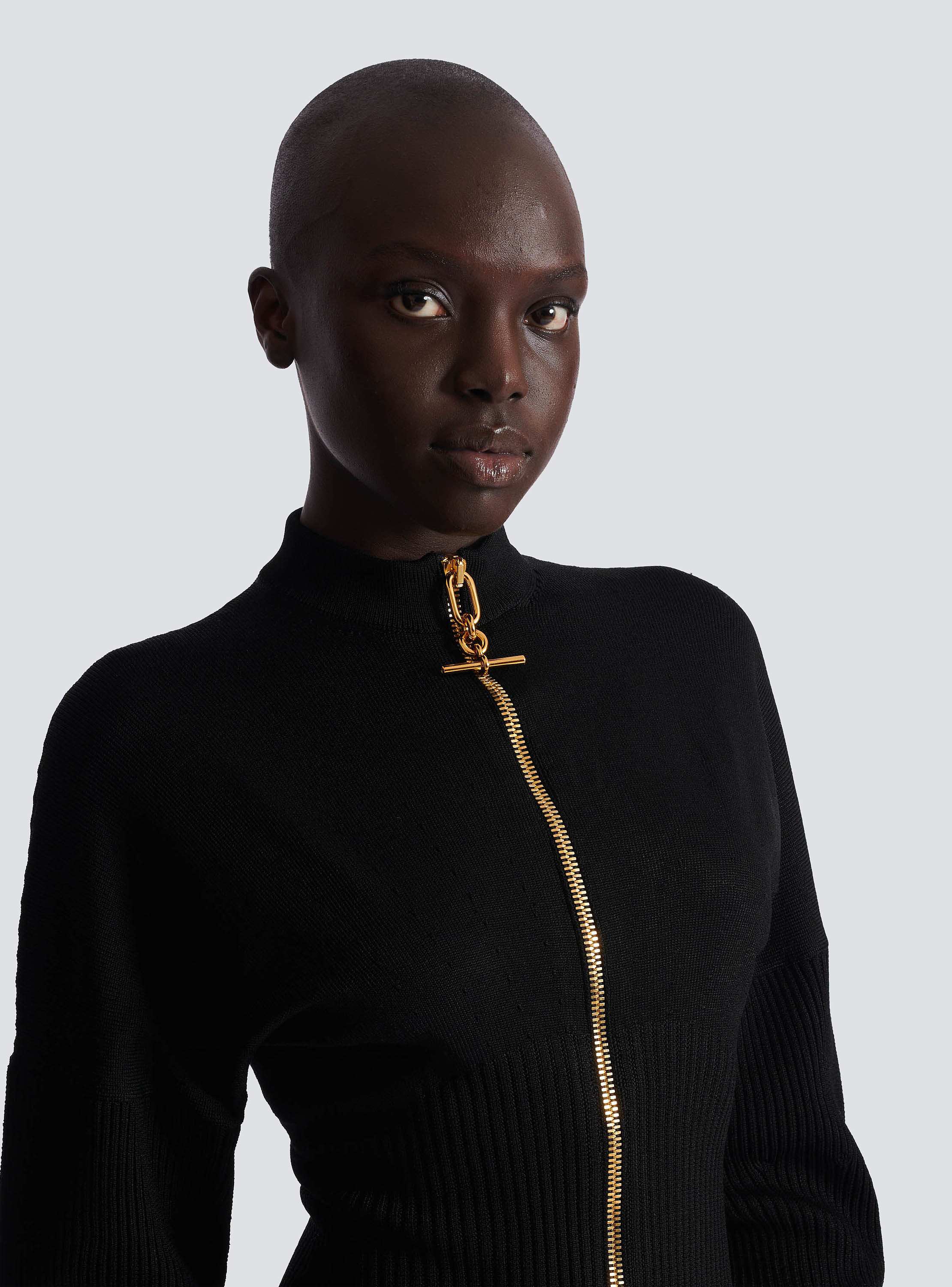 Zipped knit cardigan