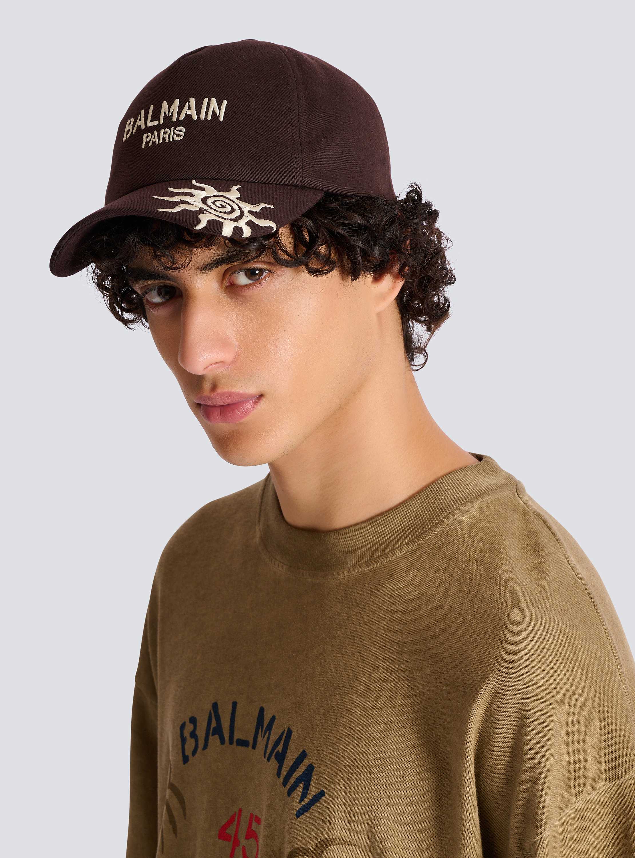 Cotton cap with Balmain Paris and Sun embroidery