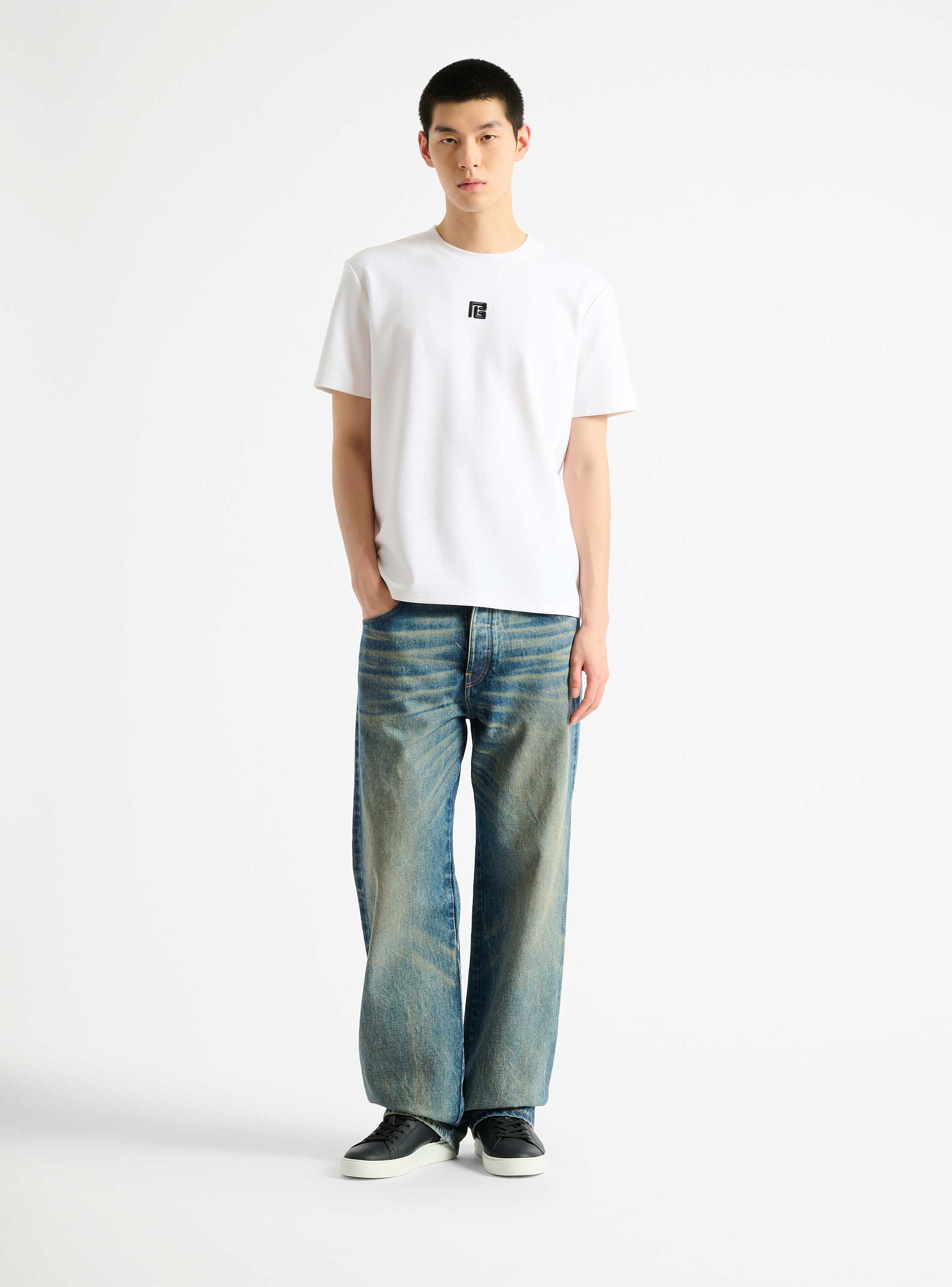 T-shirt with embroidered logo