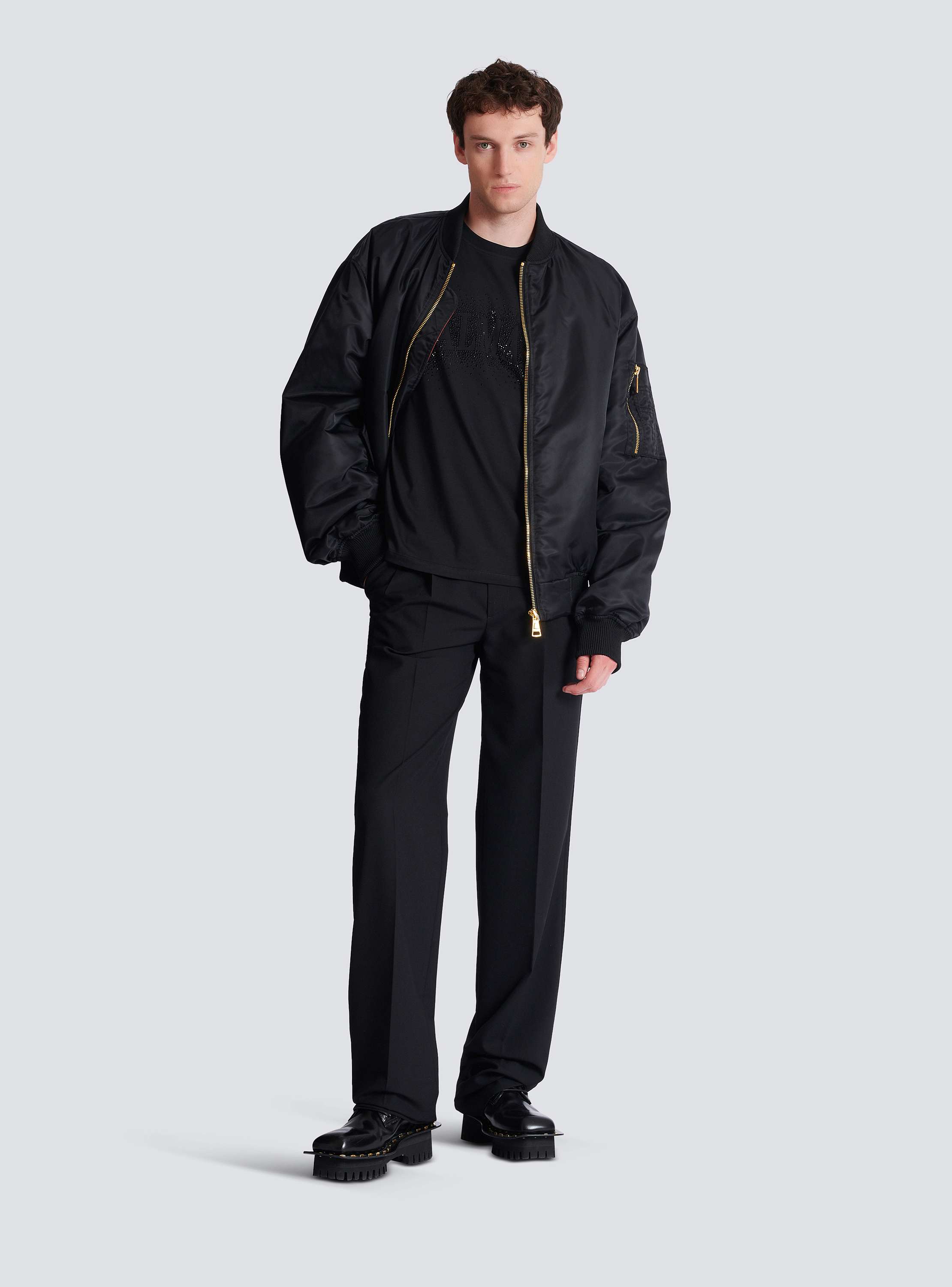 T-shirt with embroidered crystal spray effect