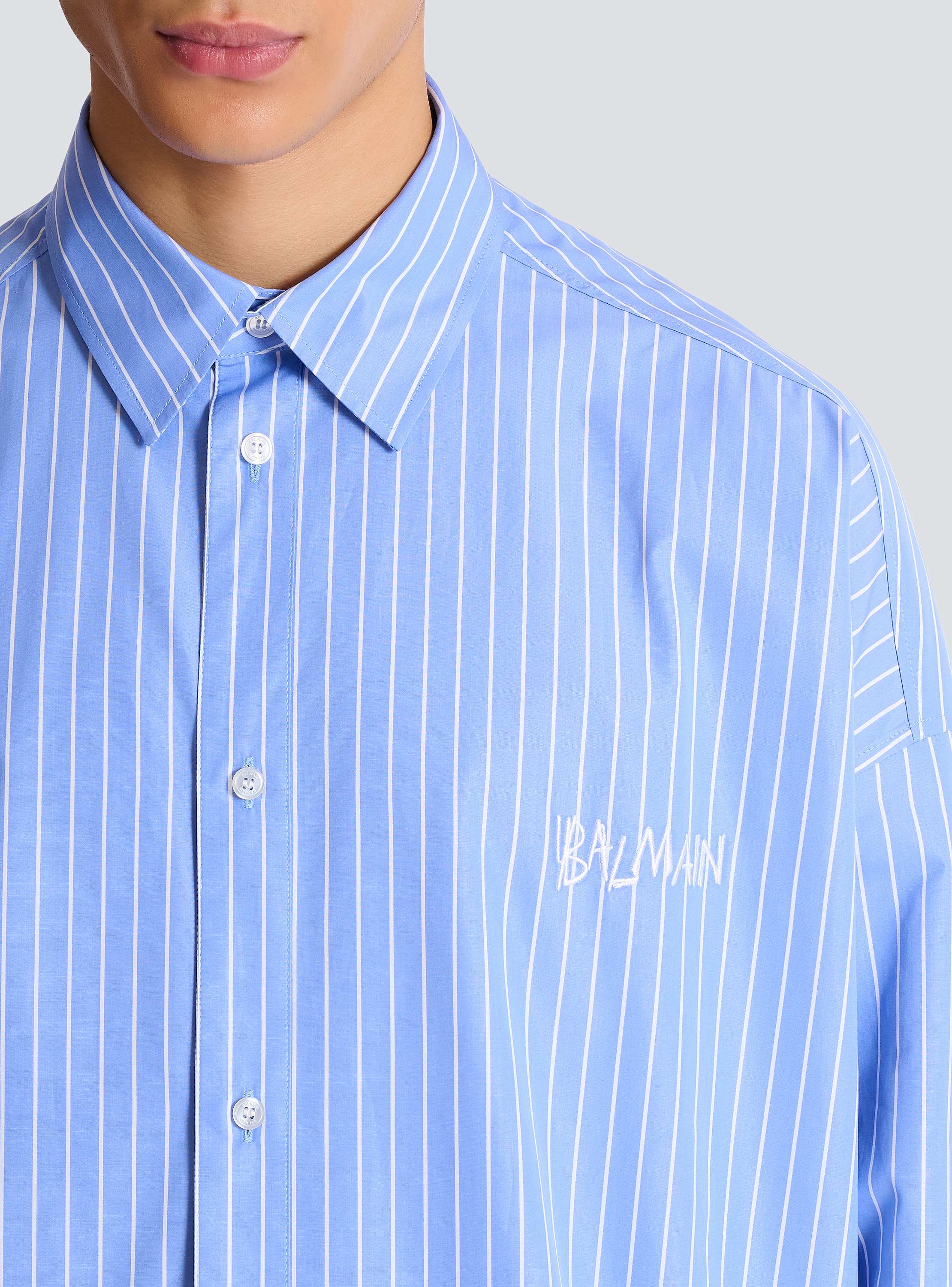 Relaxed shirt with stripes