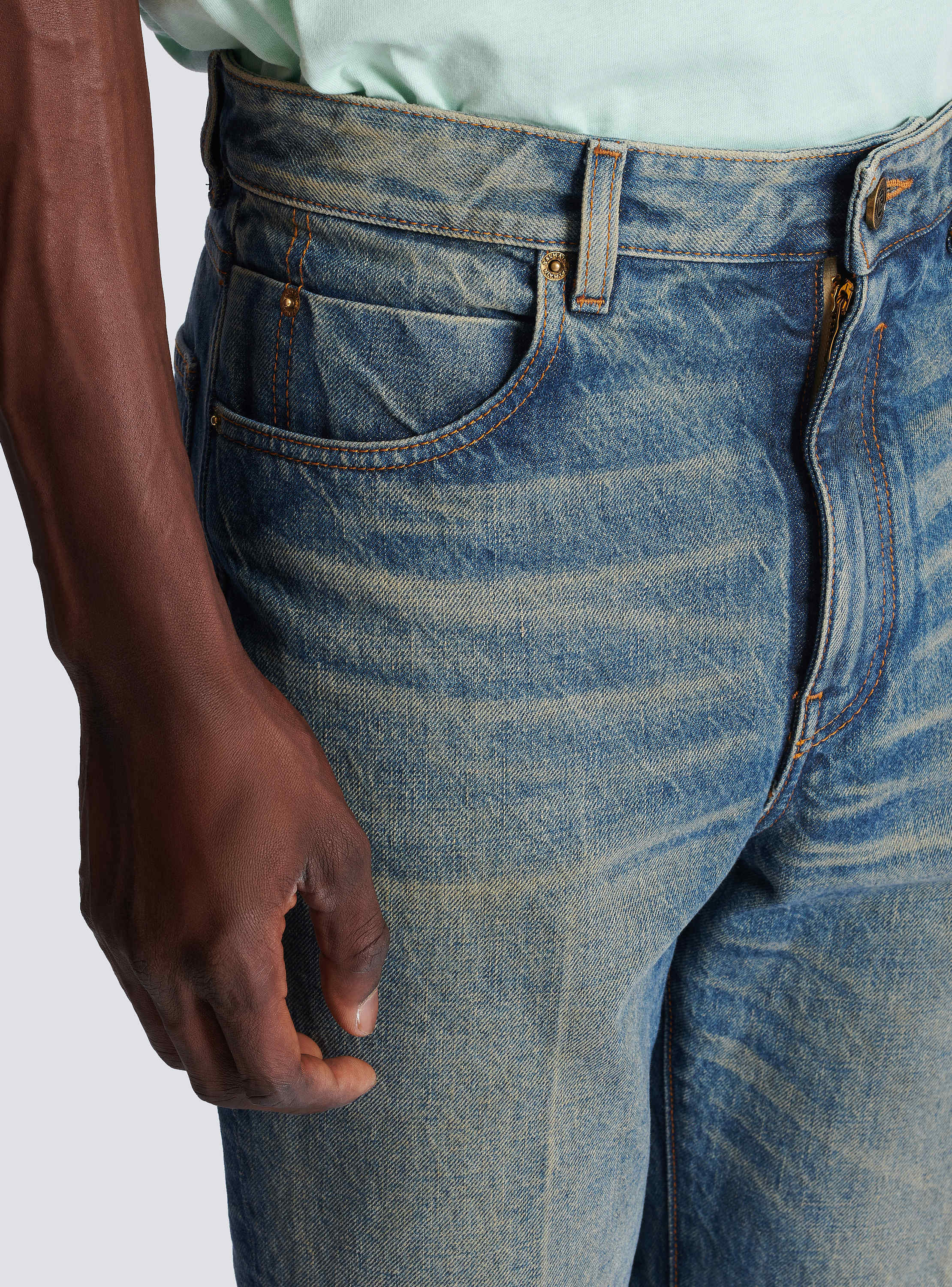 Slim straight-leg jeans in vintage denim