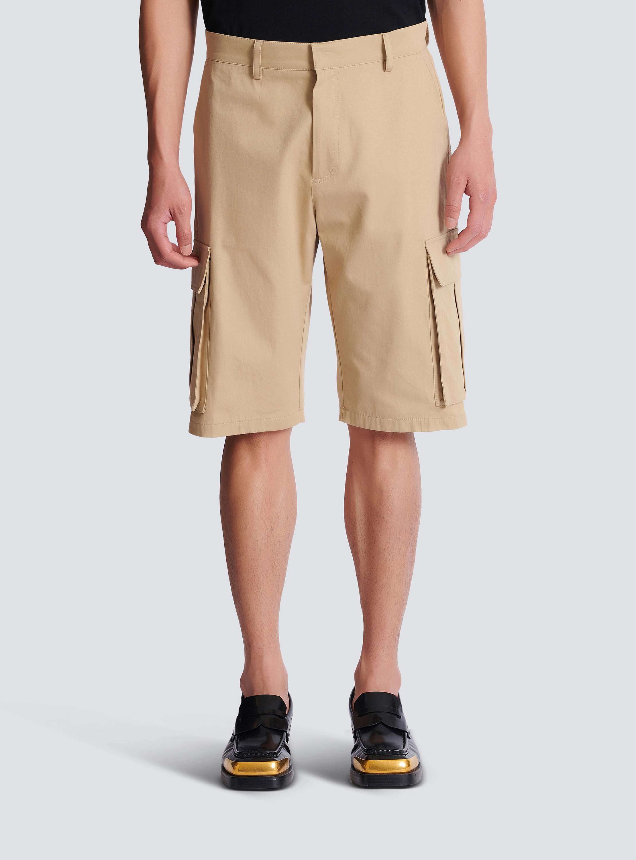 Cotton canvas cargo Bermuda shorts