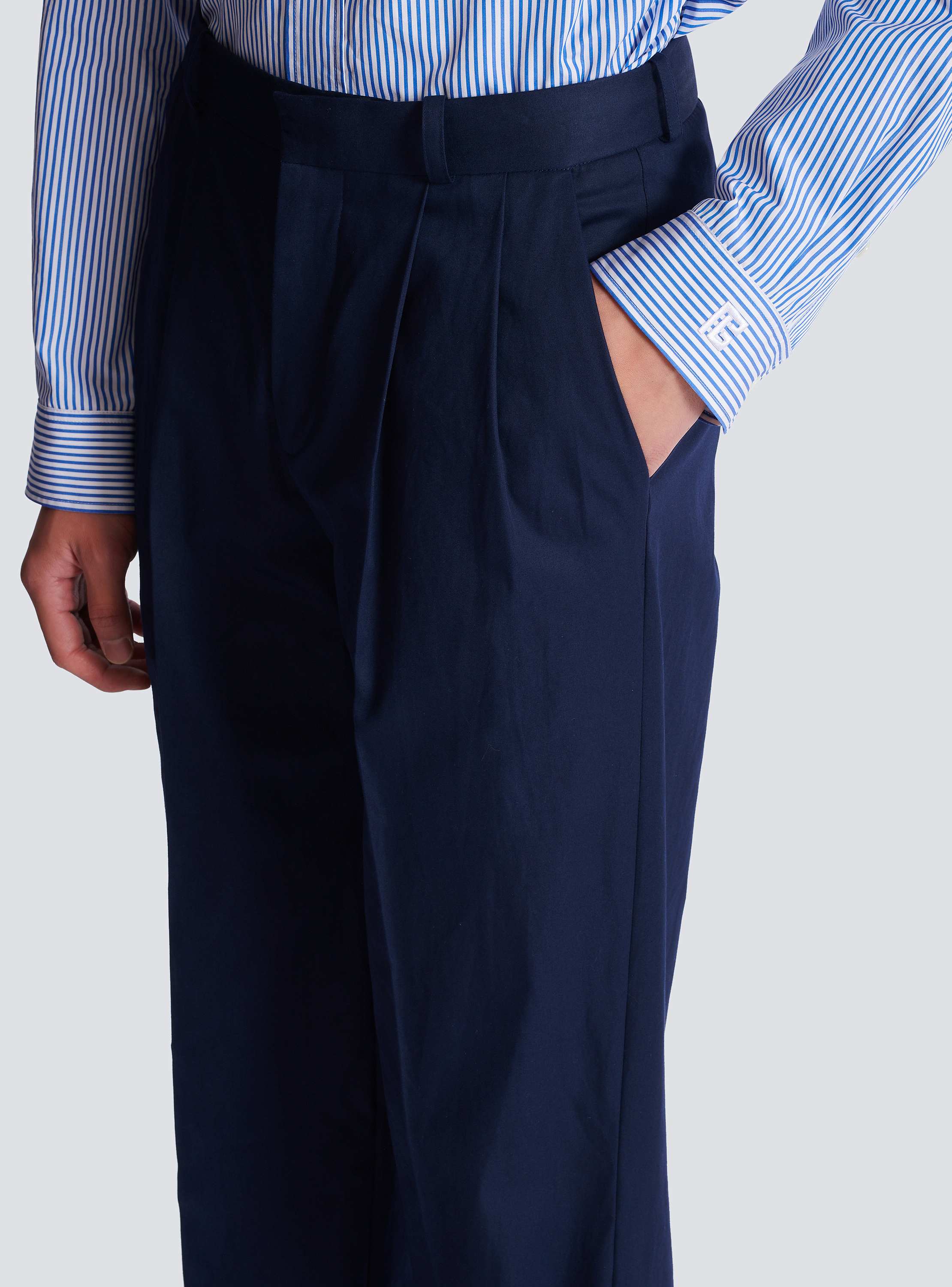 Darted trousers in cotton twill