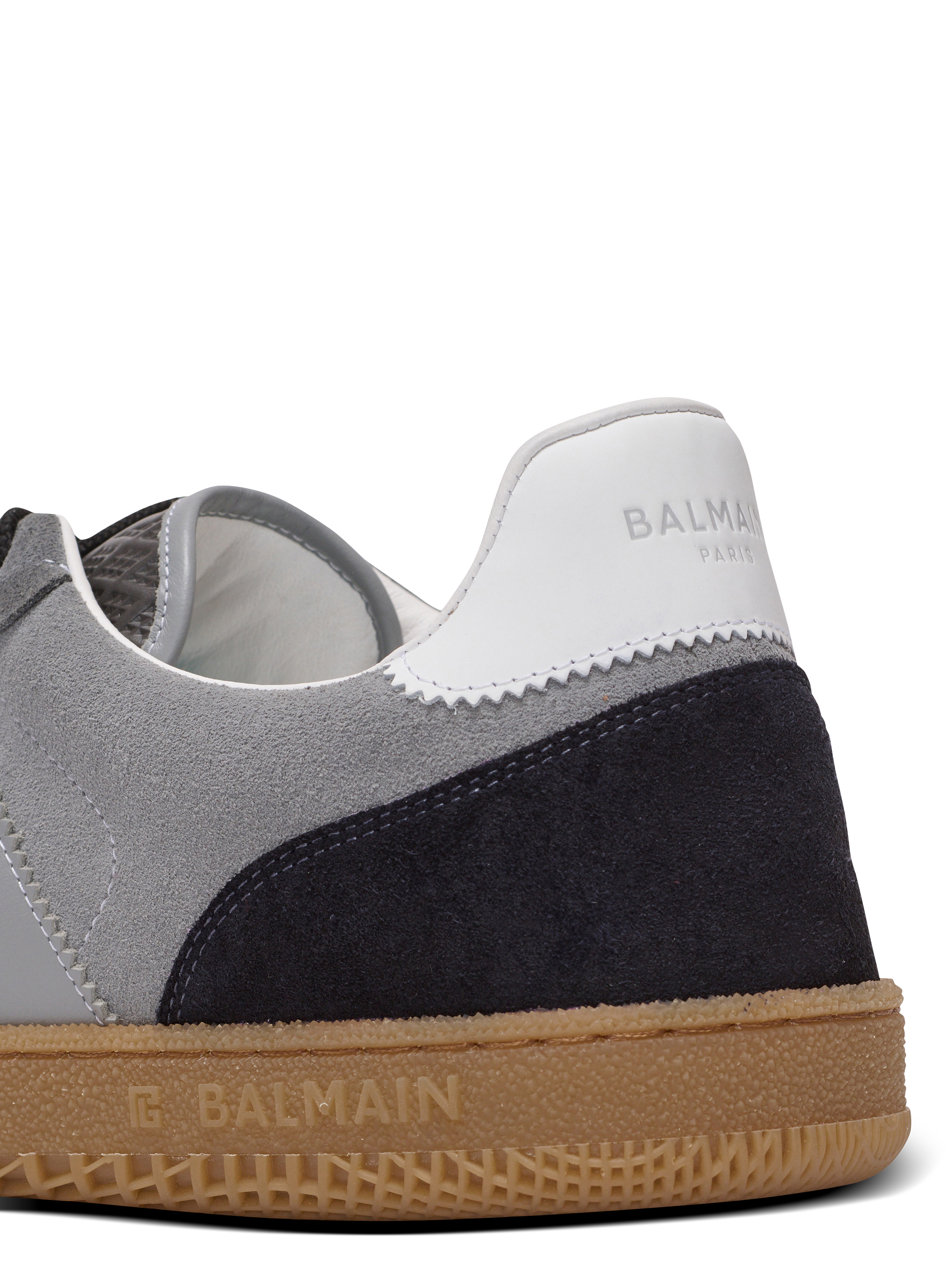 Suede Balmain Swan trainers