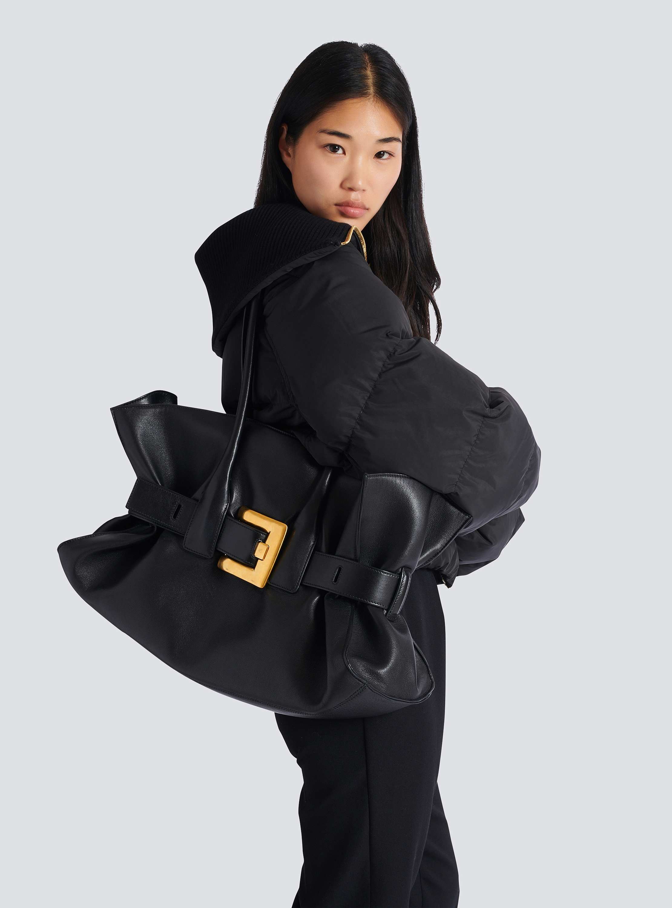 Anthem ラージ カーフレザー バッグ