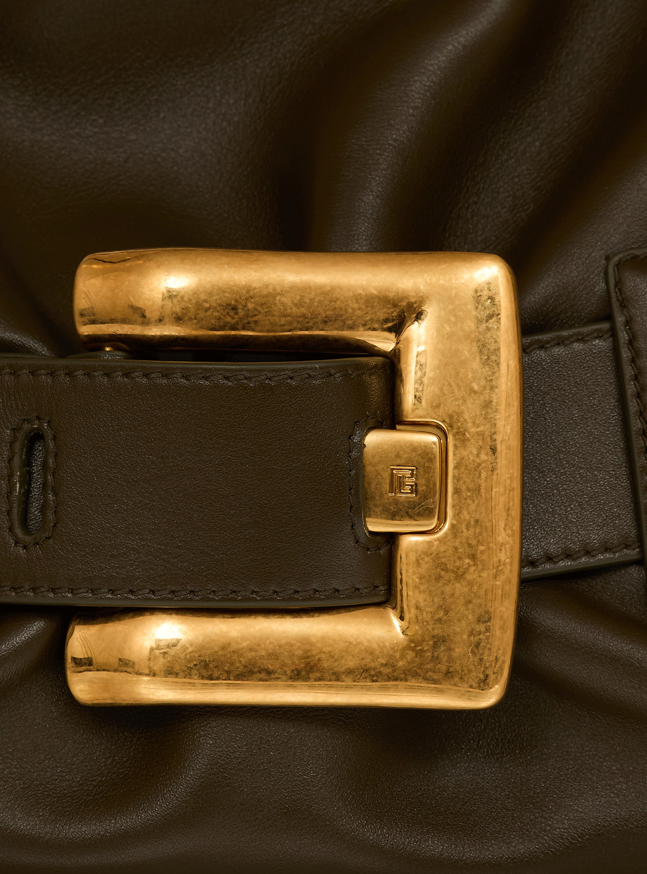 Medium Anthem bag in calfskin leather