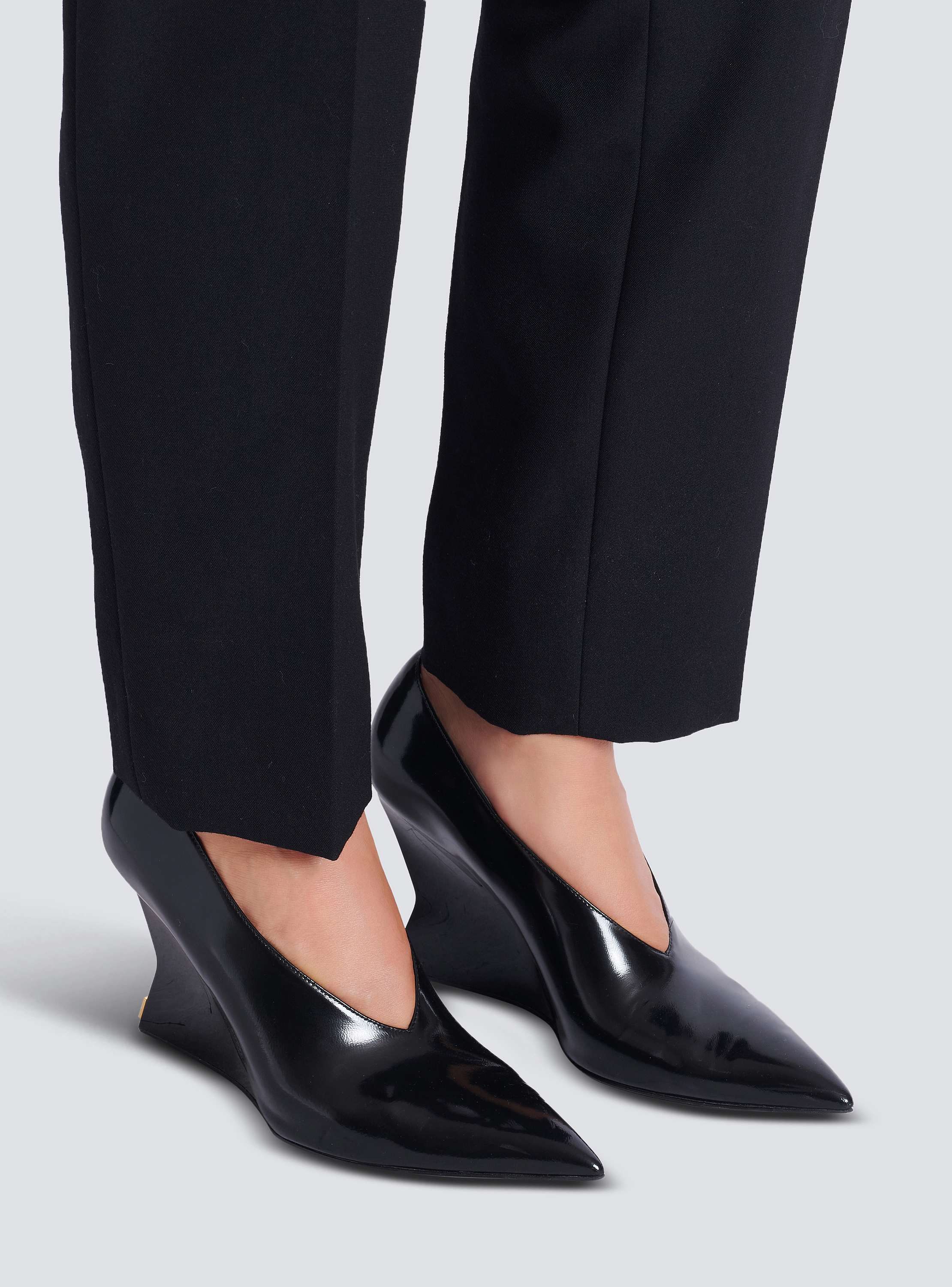 Shiny lambskin Wedge pumps