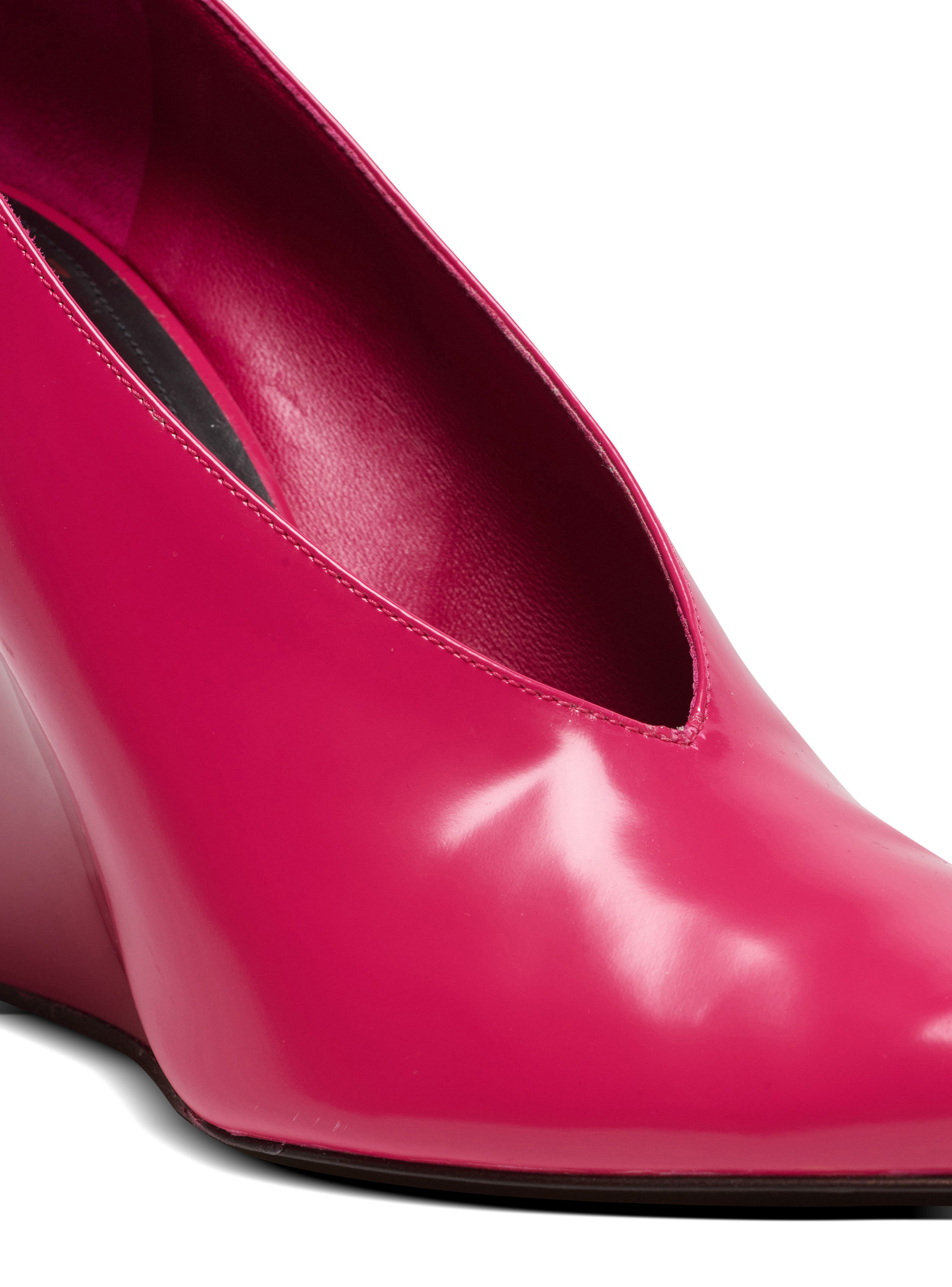 Shiny lambskin Wedge pumps