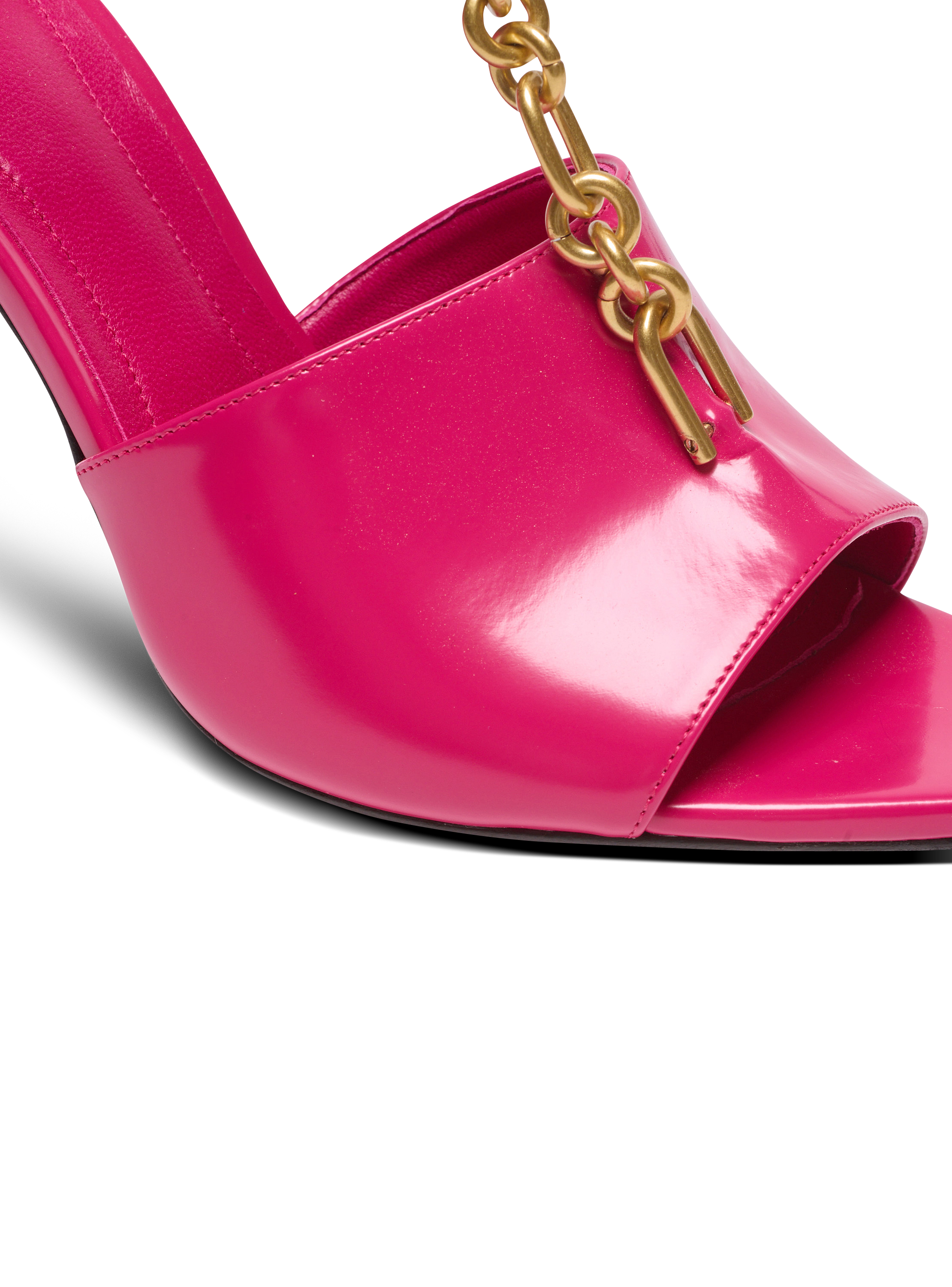 Sync sandals in shiny lambskin