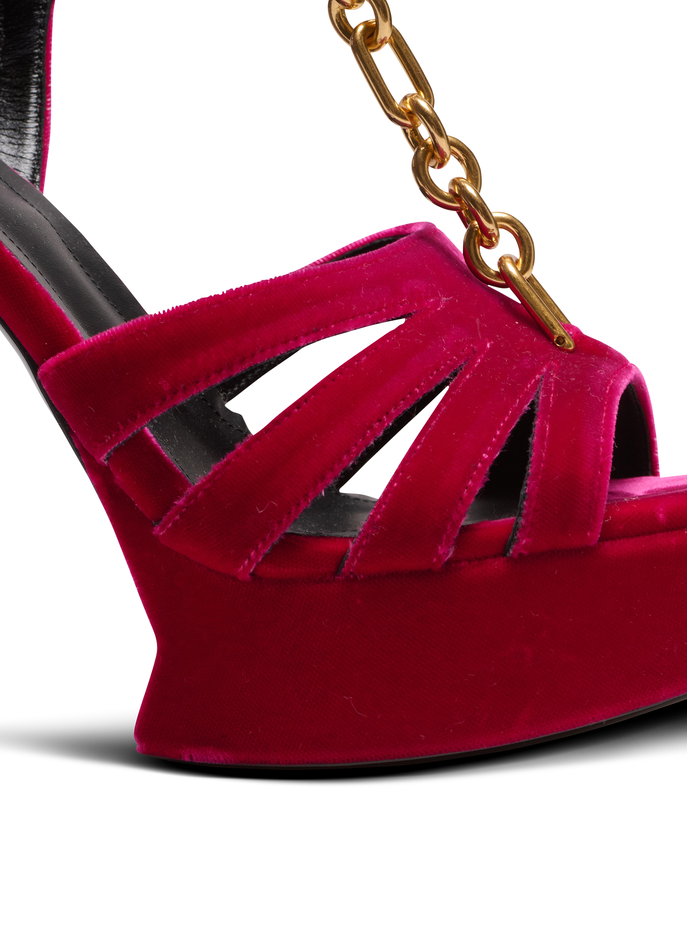 Sync platform sandals in patent lambskin