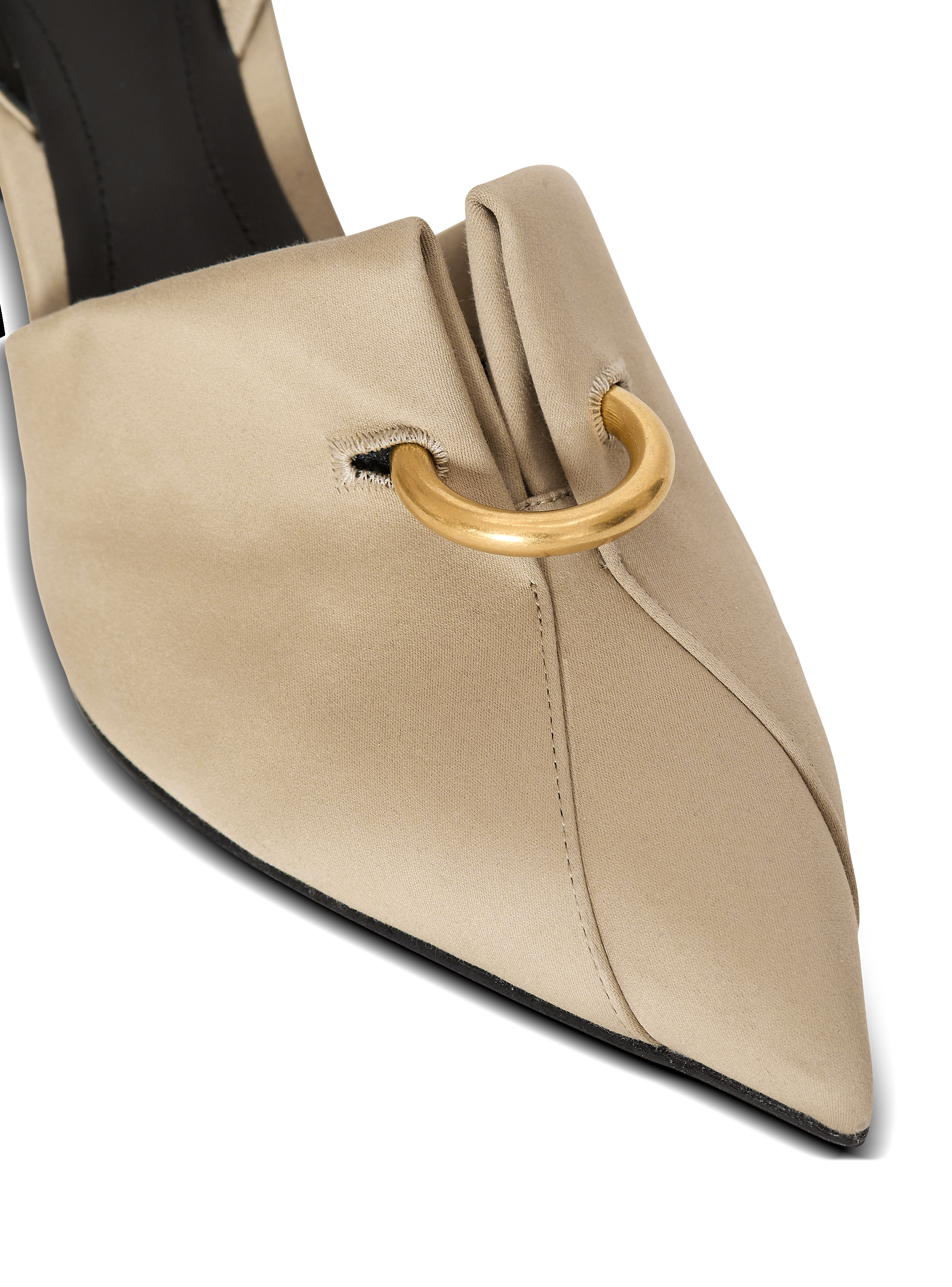 Pumps aus Baumwollgabardine mit Piercing