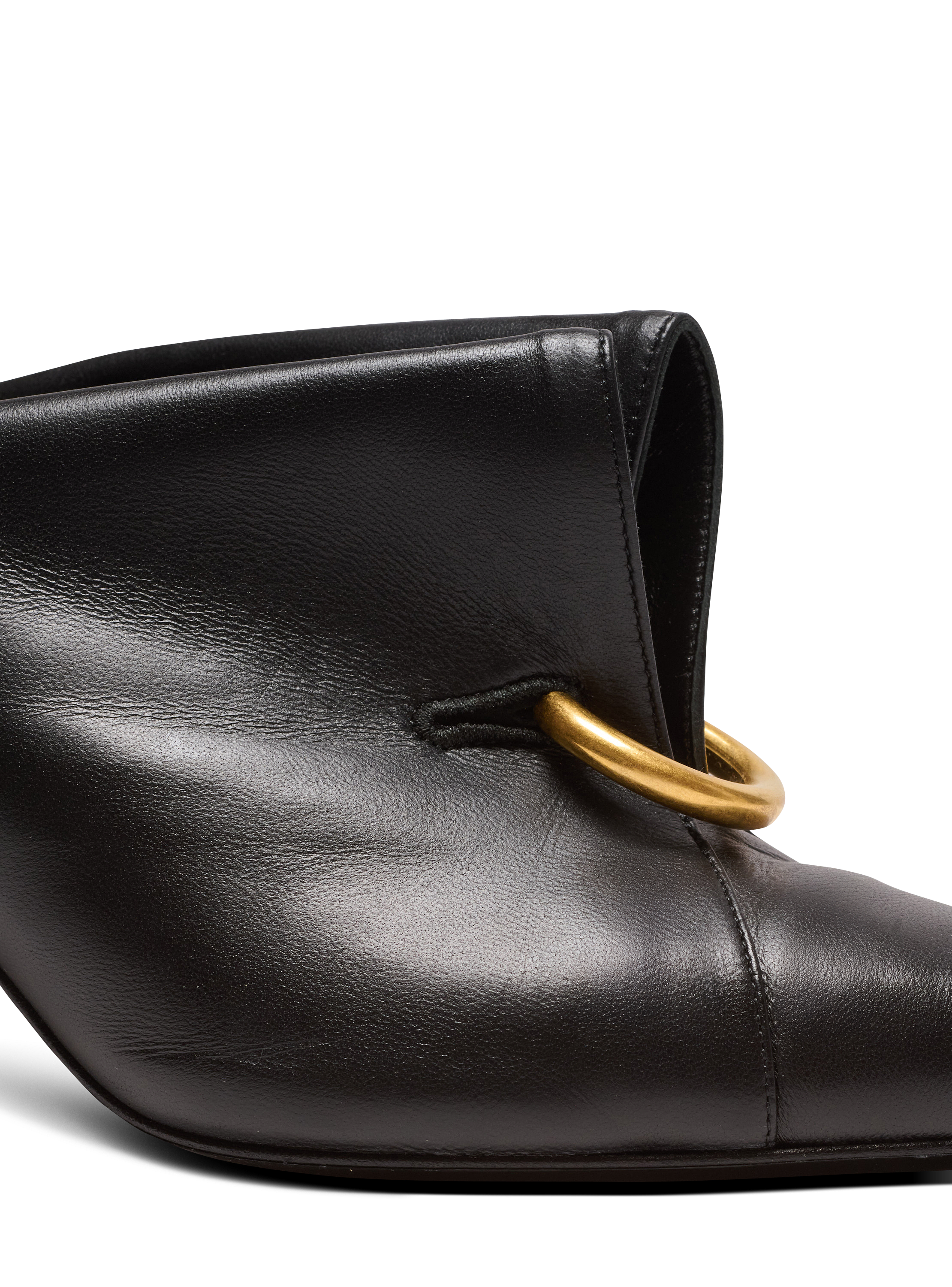 Lambskin leather mules with front piercing
