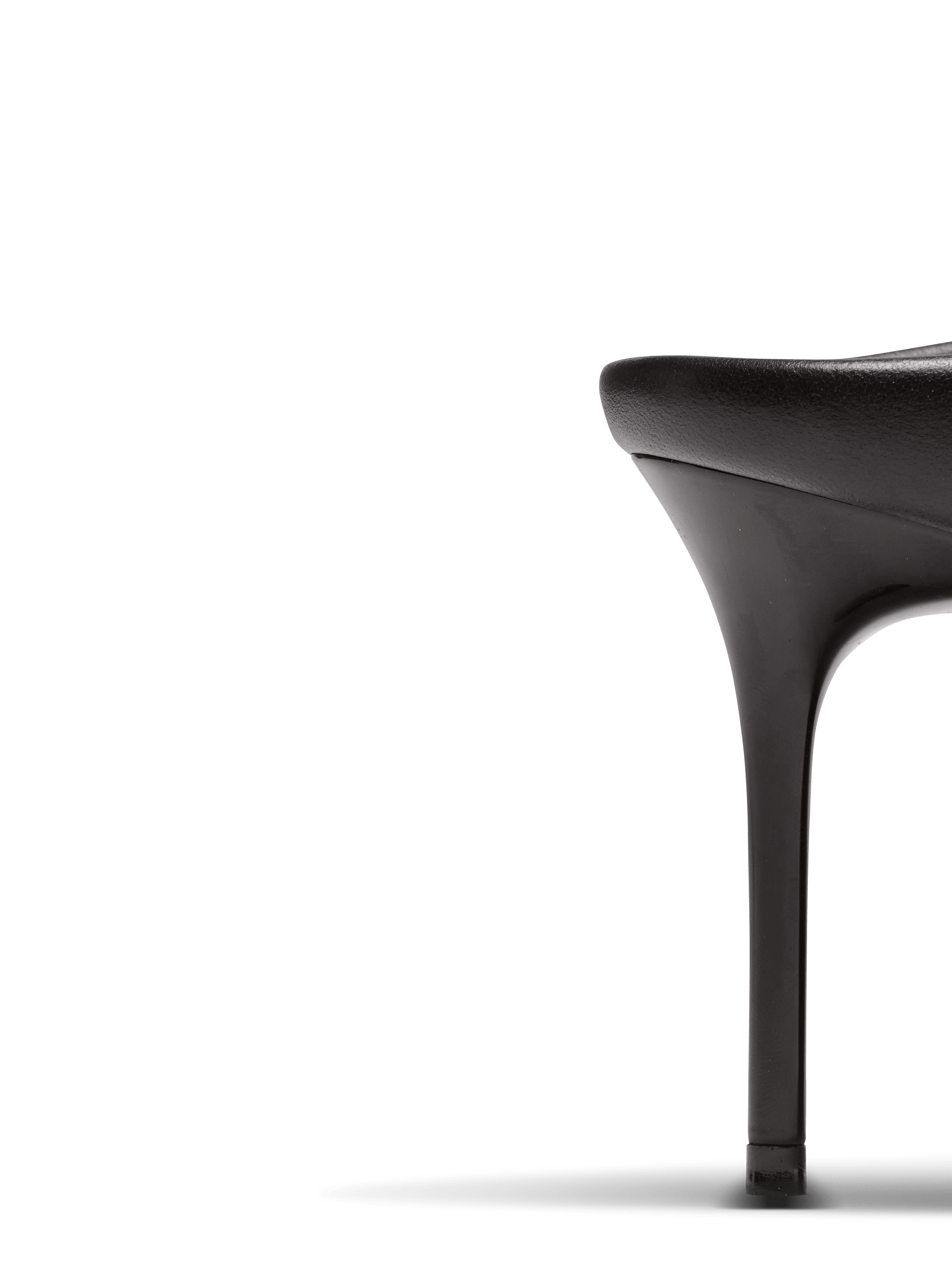 Lambskin leather mules with front piercing