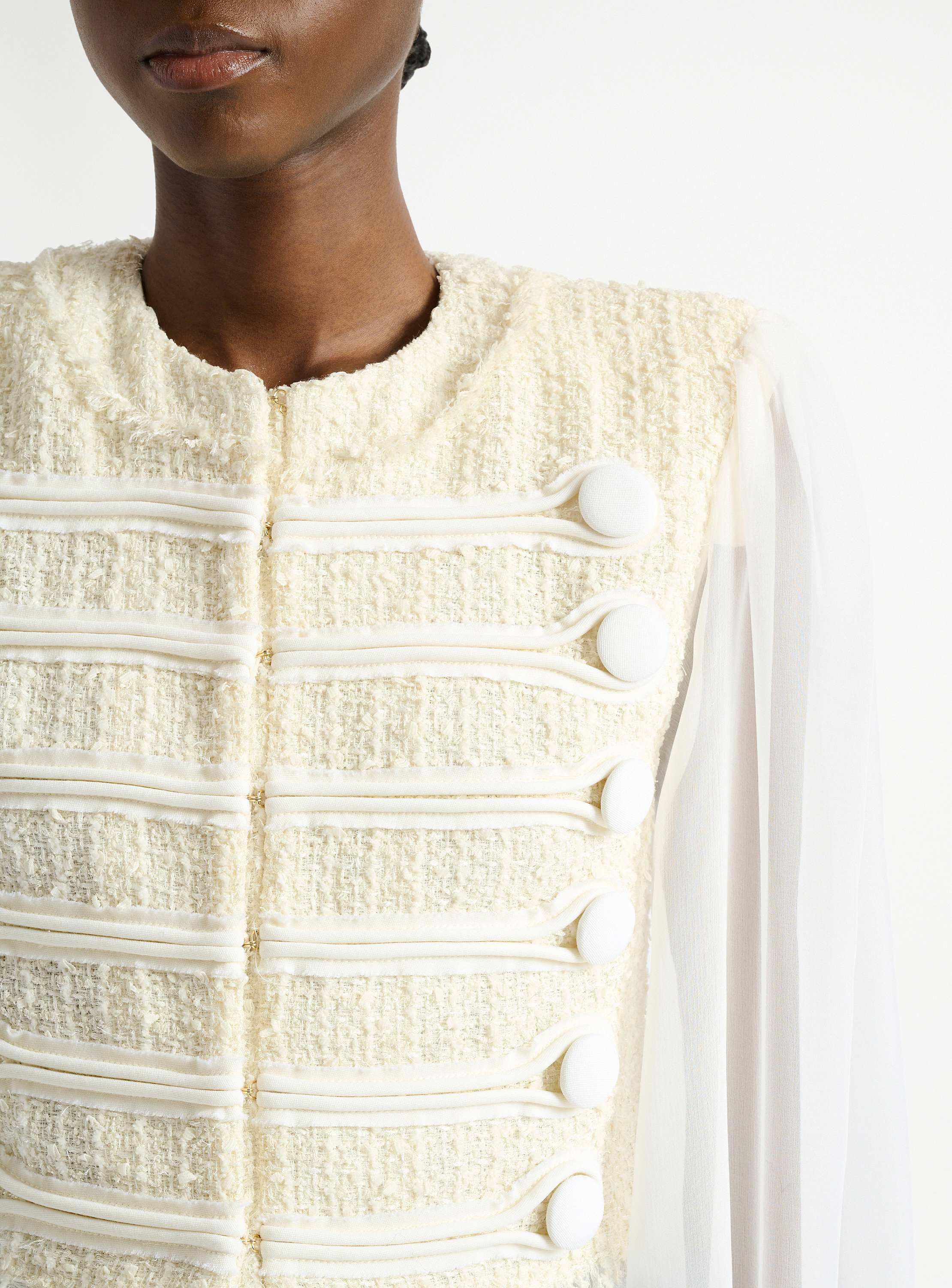 Giacca spencer con alamari in tweed e mussola