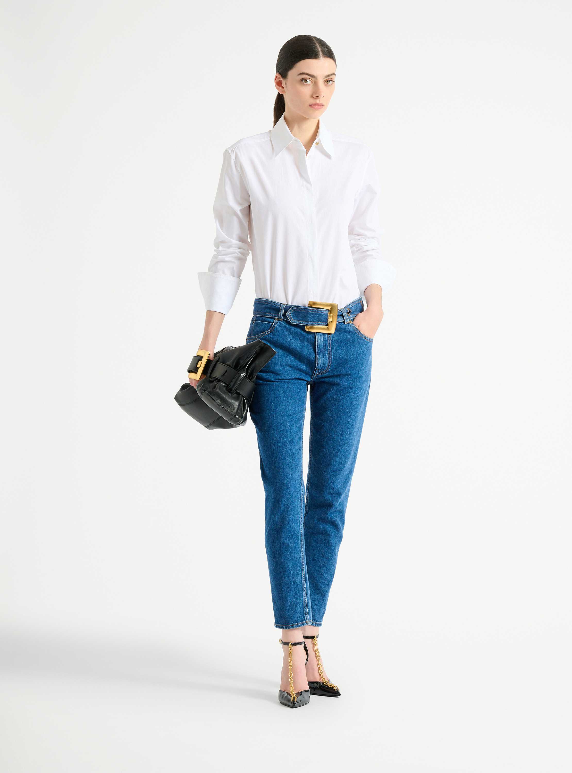 Jean ceintur&eacute; en denim