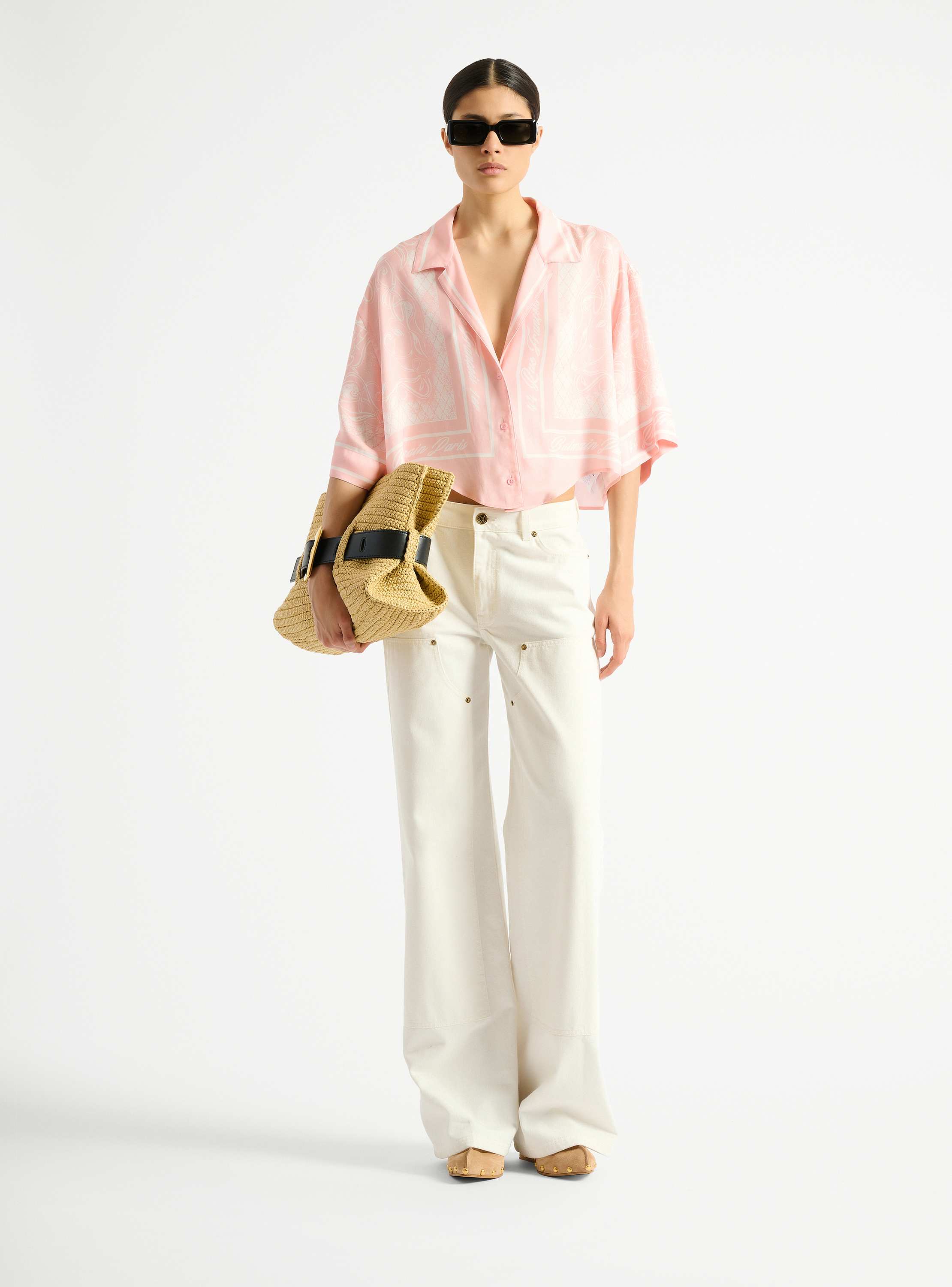 Loose-fit denim jeans