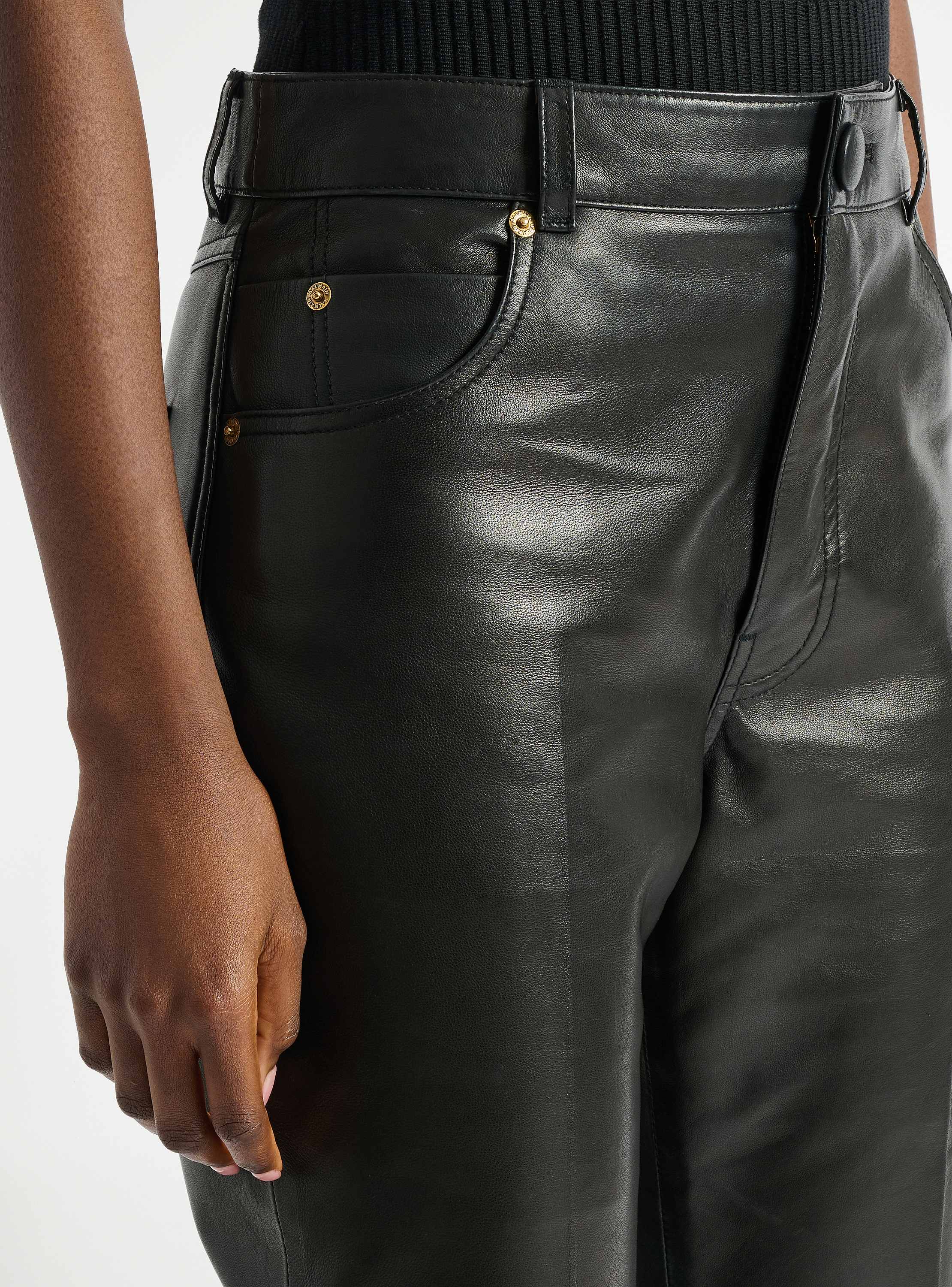 Pantalones de talle alto de piel