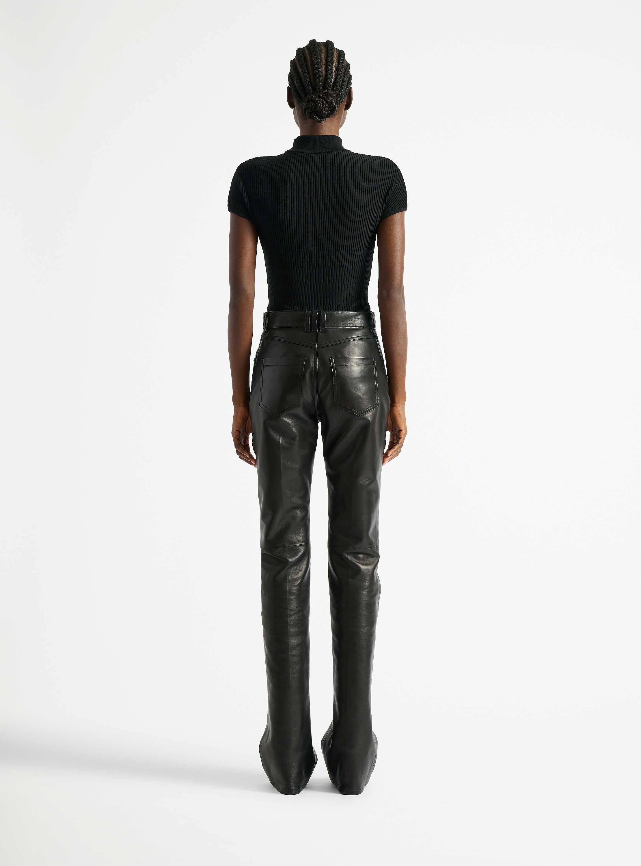 Pantalones de talle alto de piel