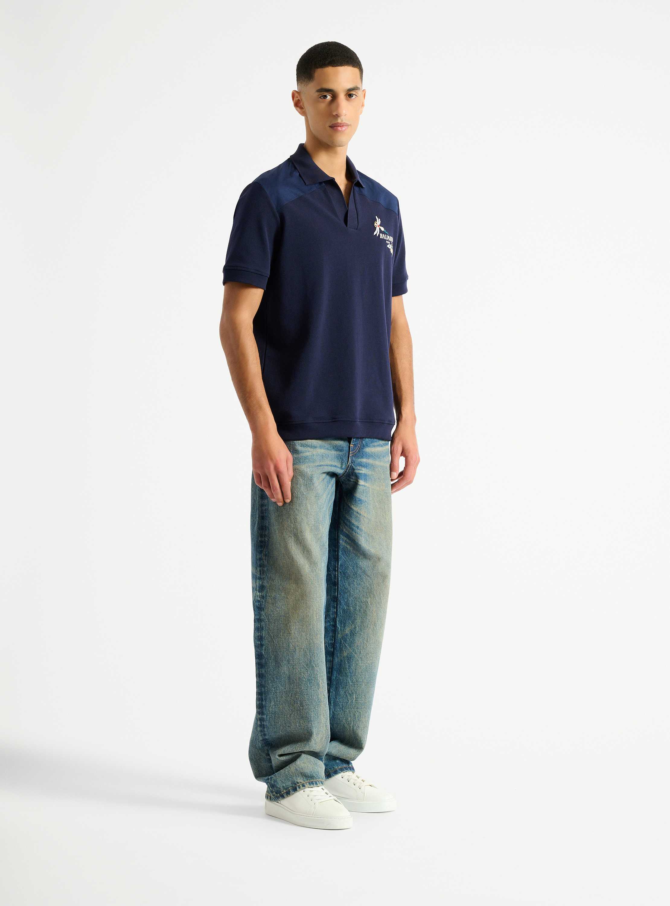 Polo Balmain Insect con bordado 