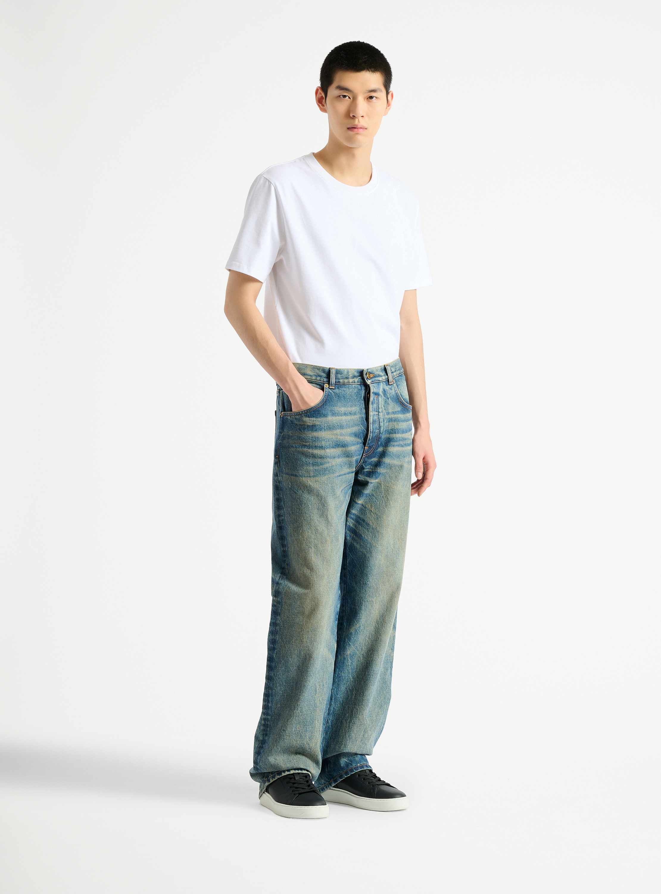 Loose-fit jeans in Vintage blue denim