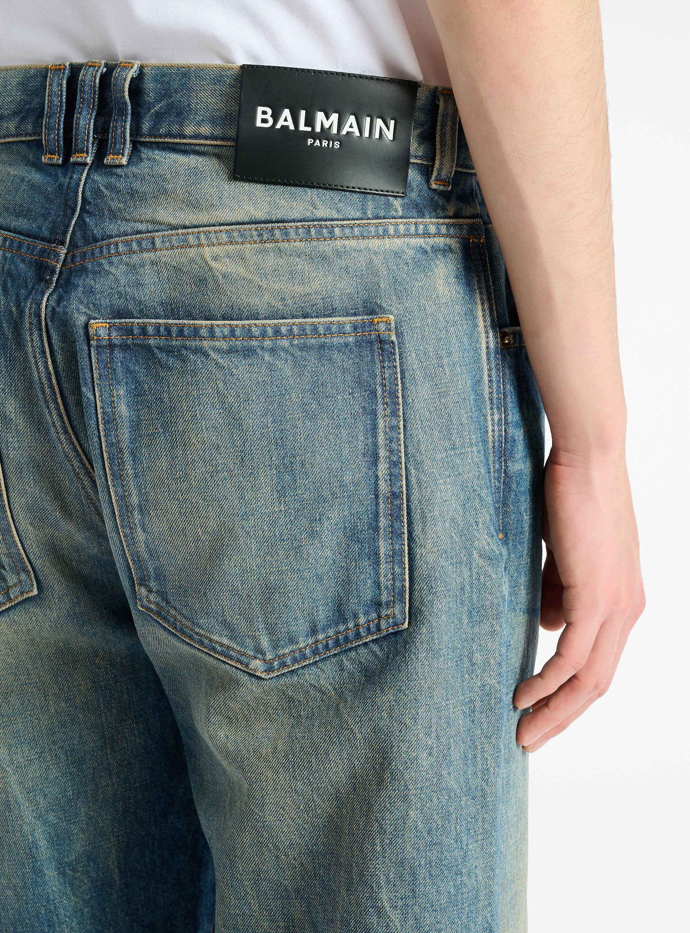 Loose-fit jeans in Vintage blue denim