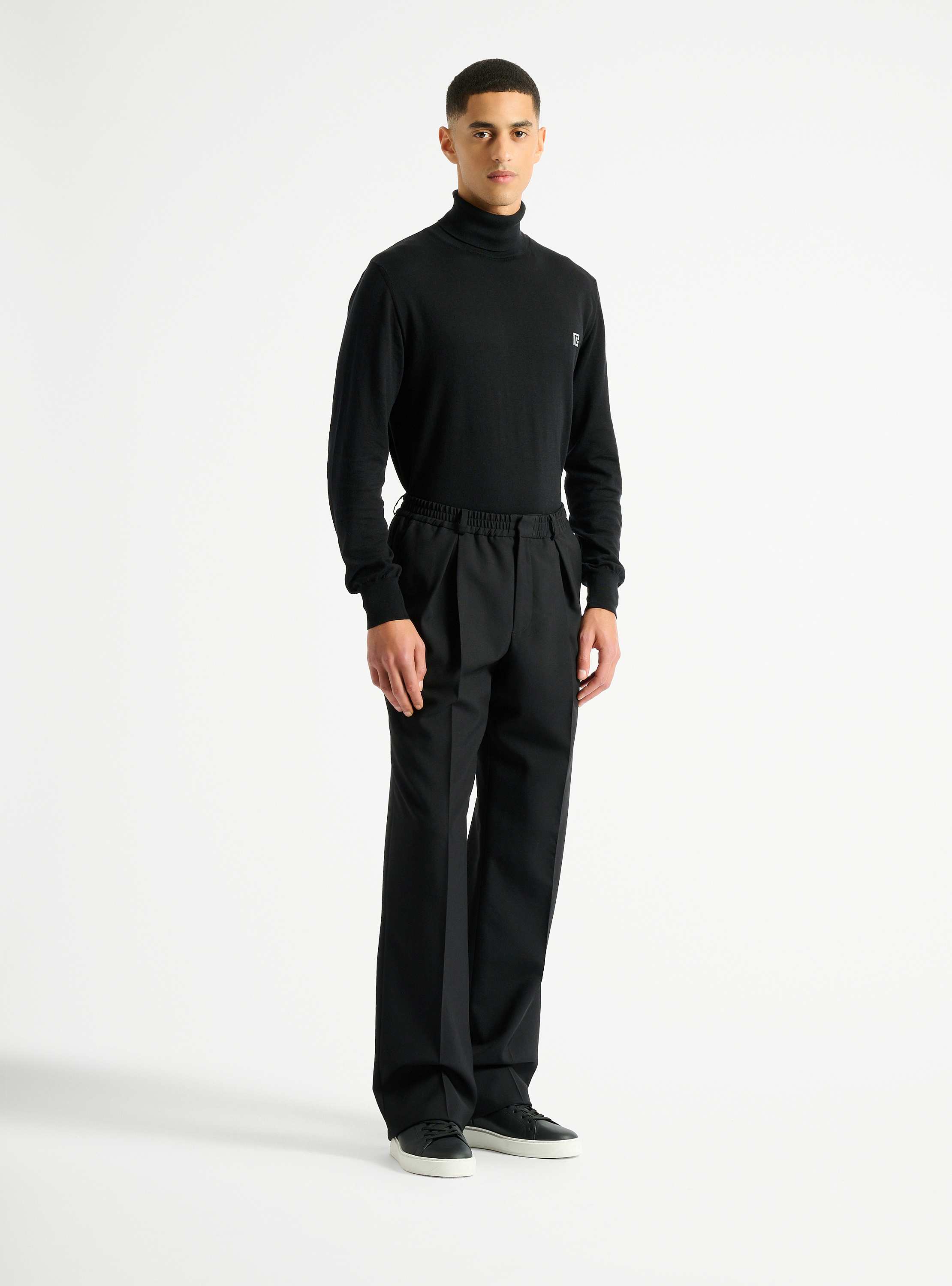 Wool trousers with elasticated waist