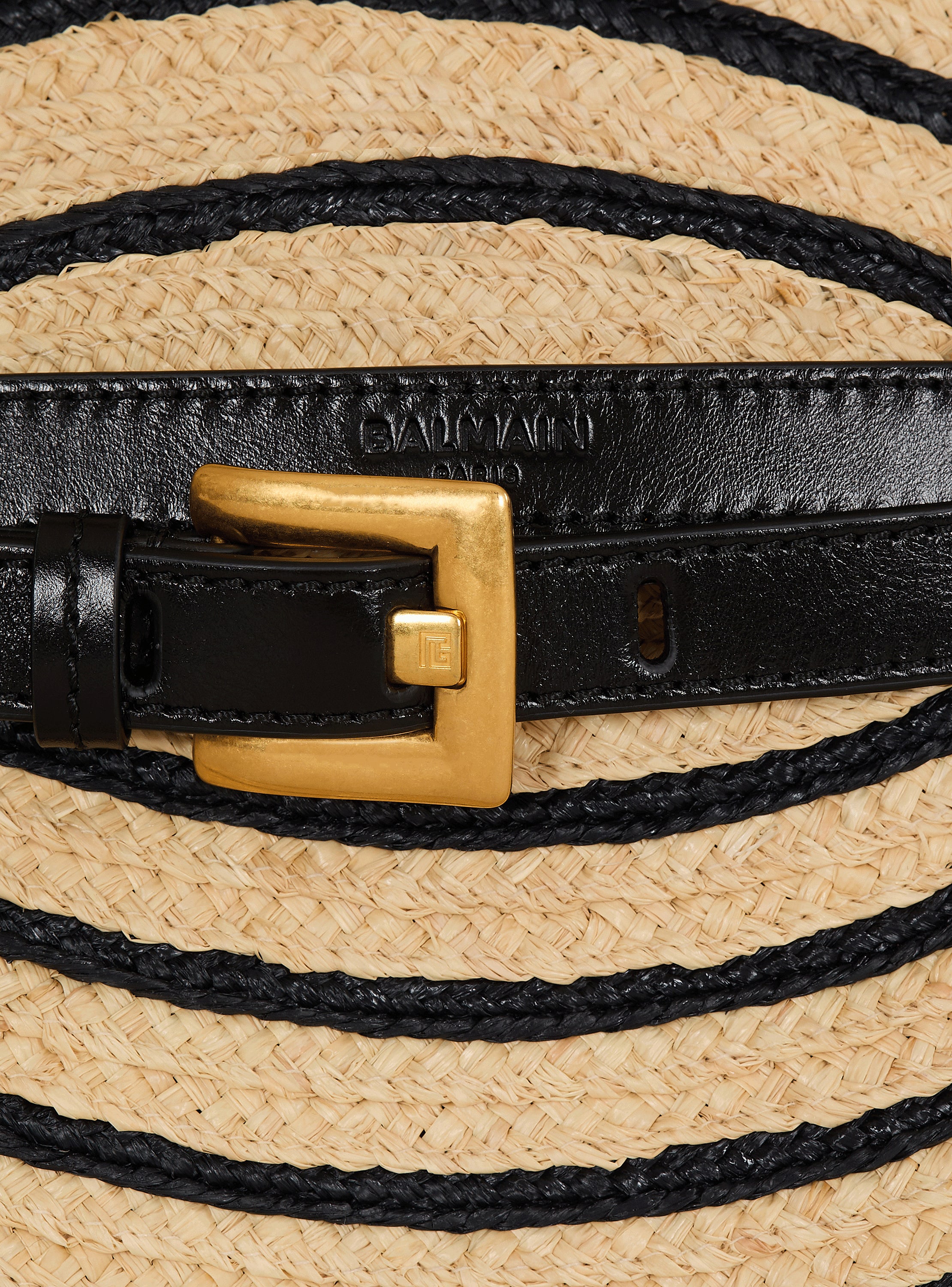 Medium Shuffle bag in smooth leather and two-tone raffia