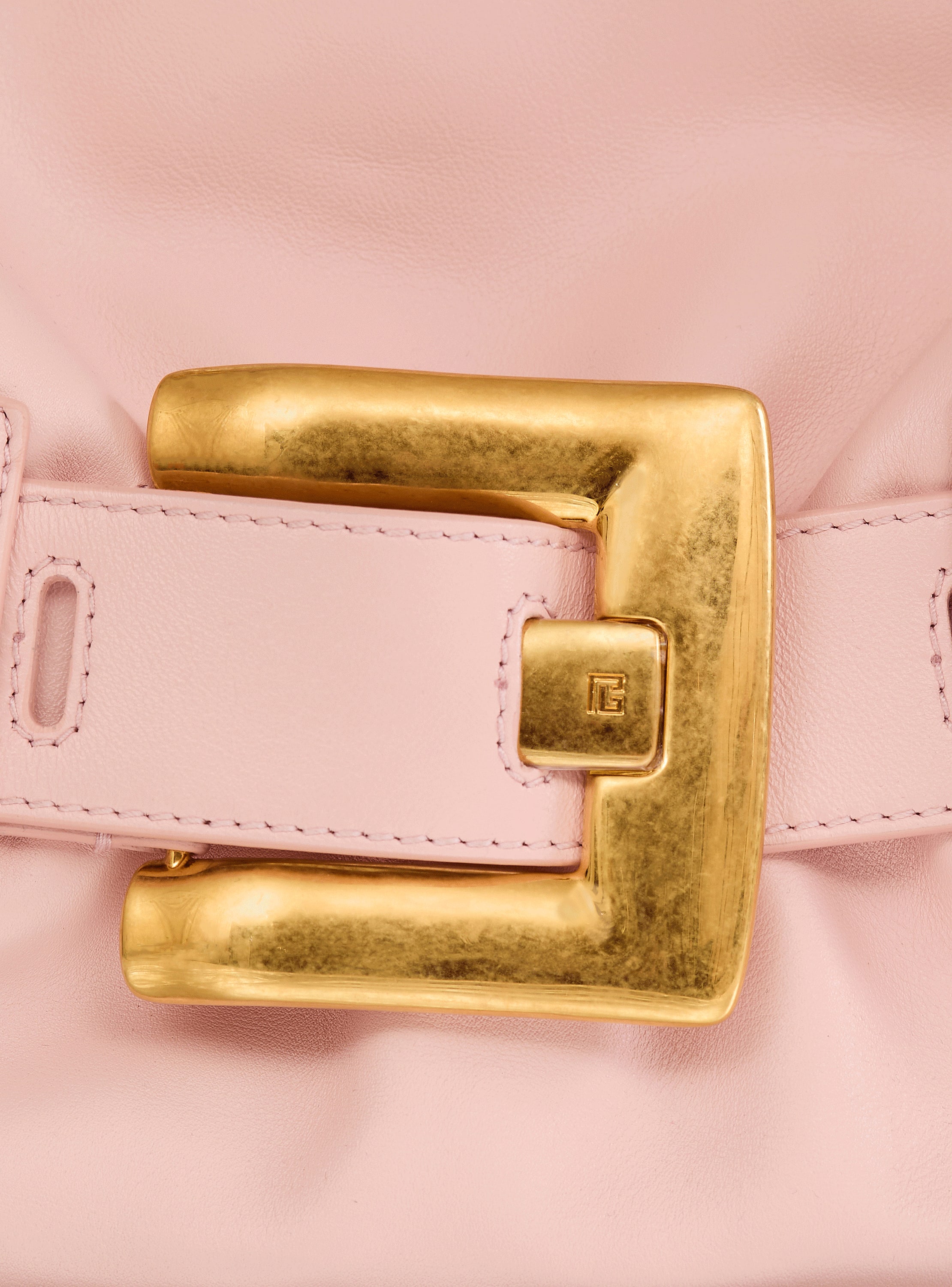 Medium Anthem bag in smooth leather