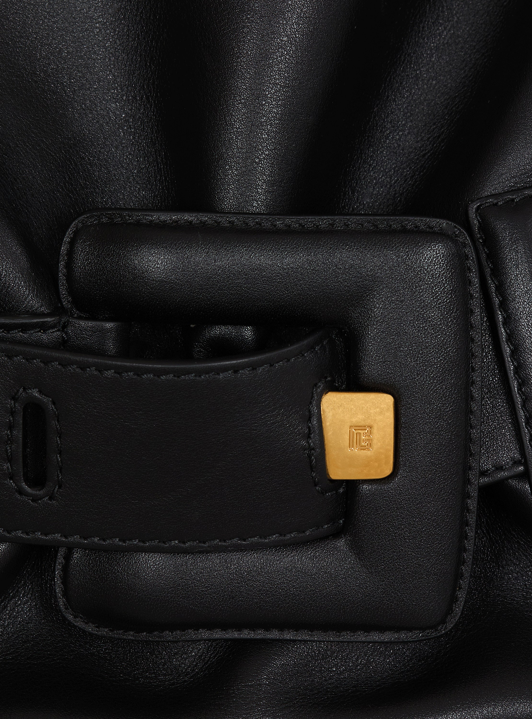 Medium Anthem bag in smooth leather