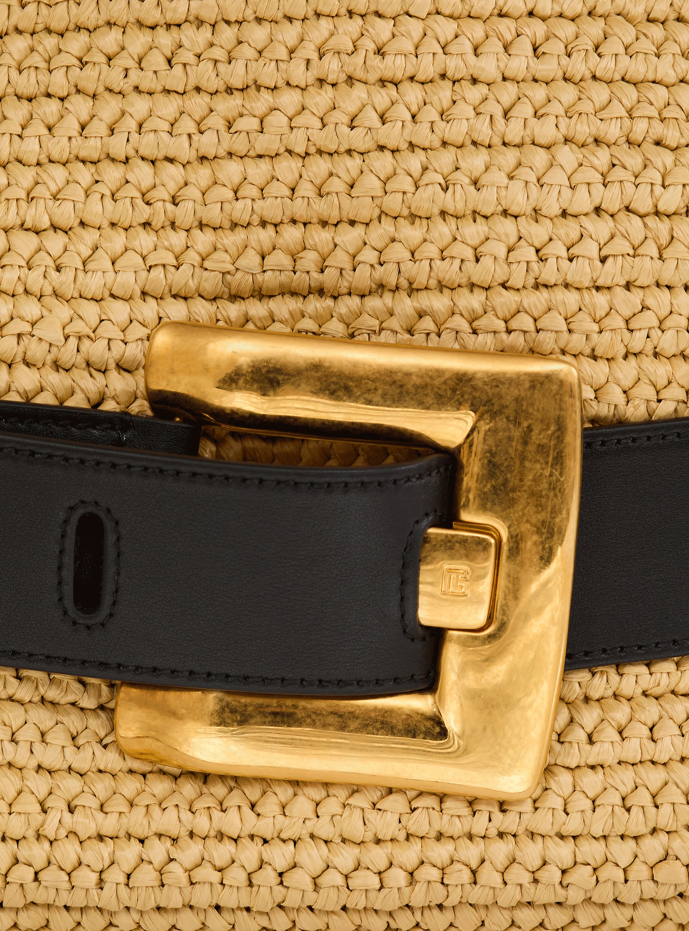 Medium Anthem bag in smooth leather and crochet