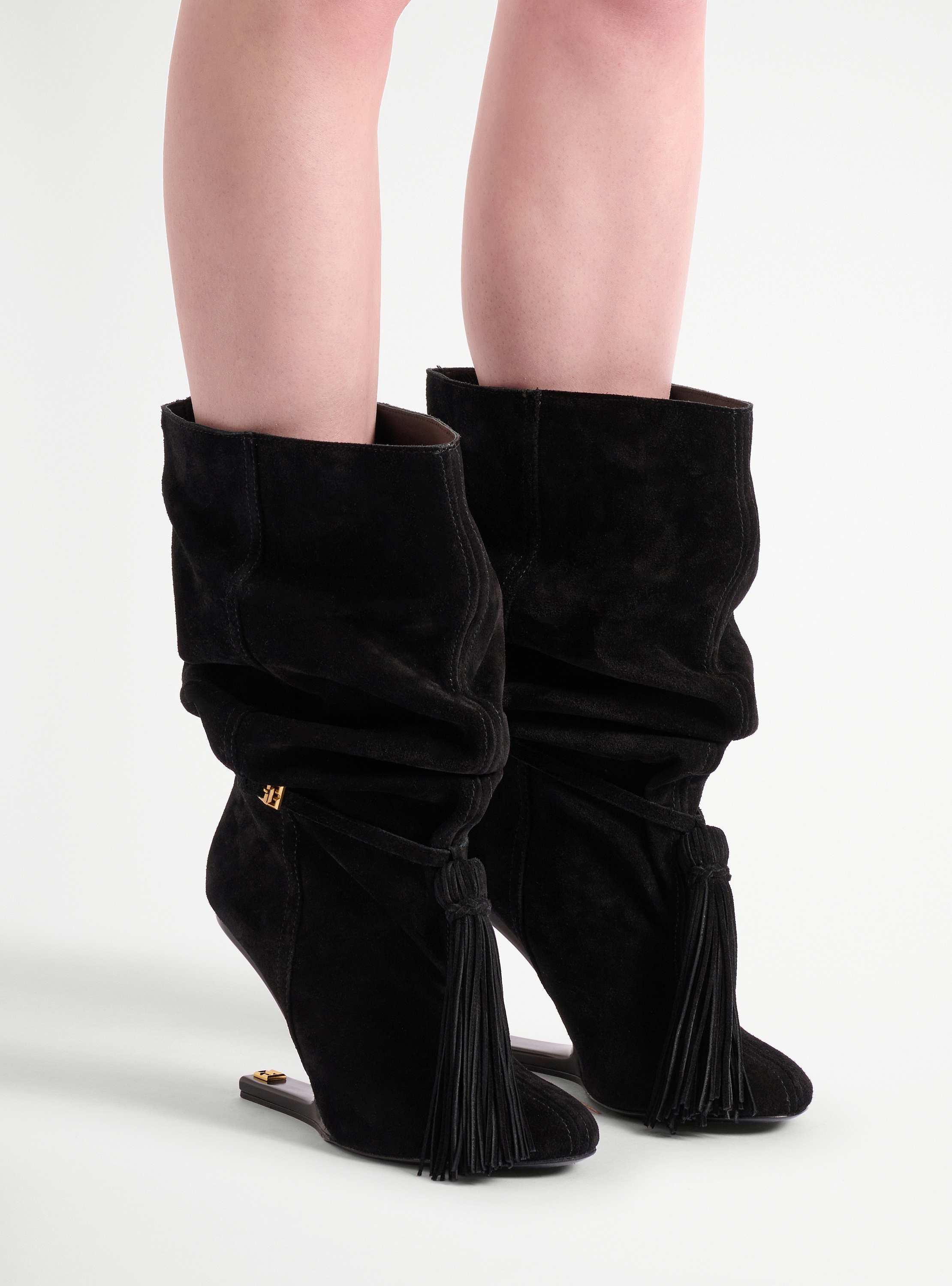 No Wedge Stiefeletten mit Bommel aus Wildleder