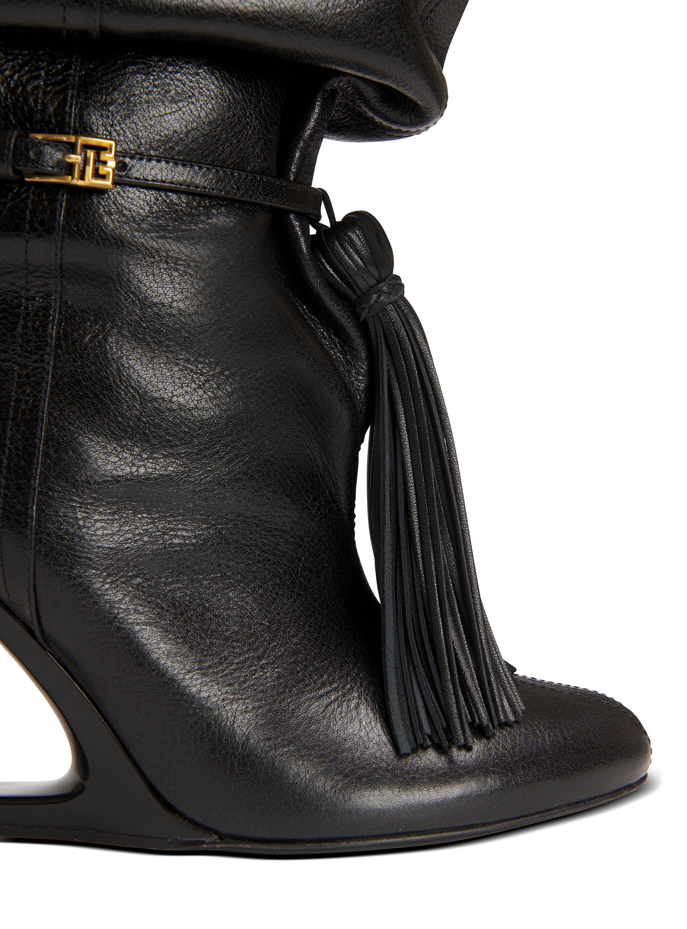 Cuissardes No Wedge &agrave; pompon en cuir textur&eacute;