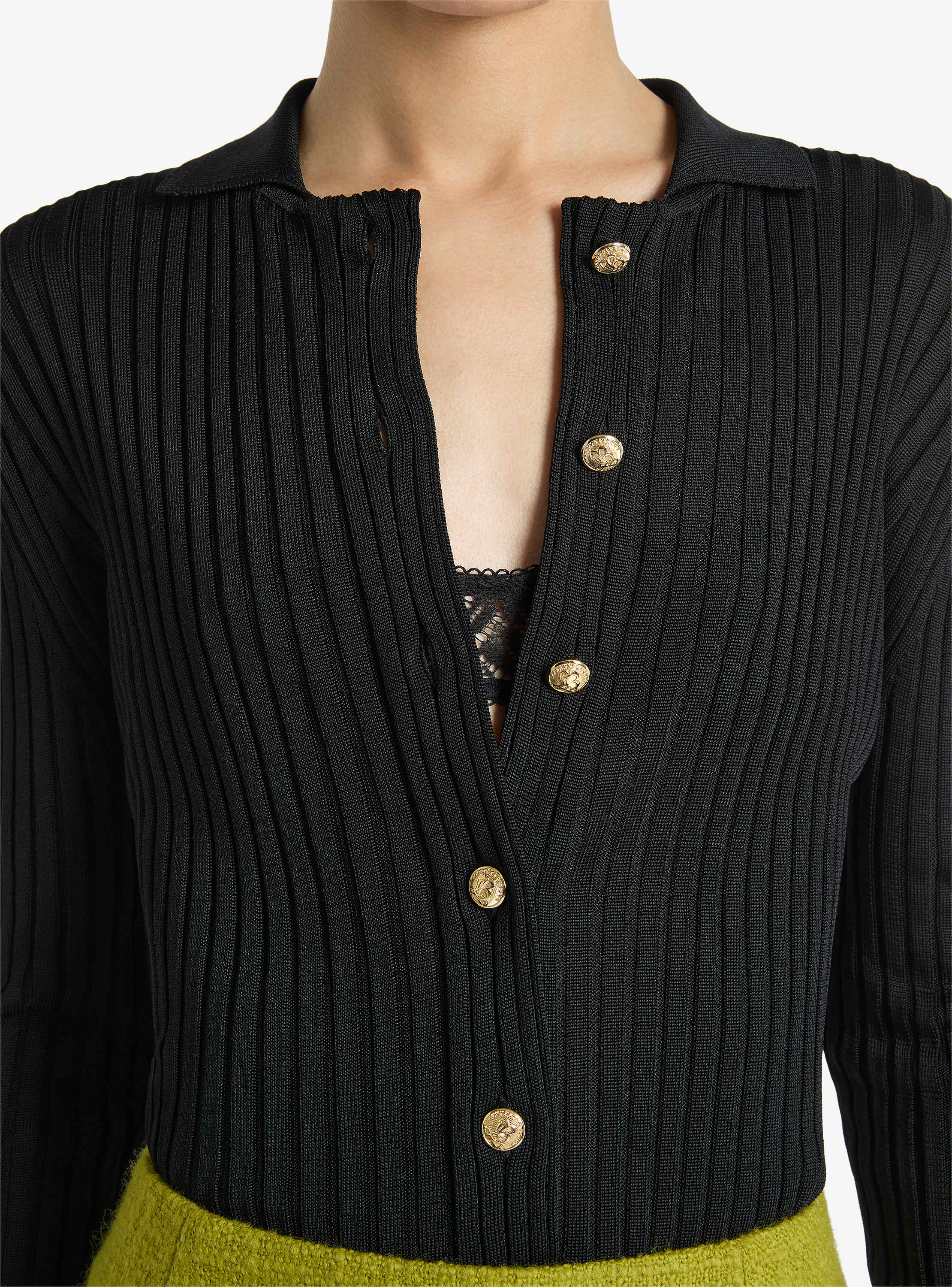 Buttoned ribbed knit cardigan