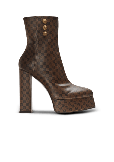 Collection of Designer Boots Women