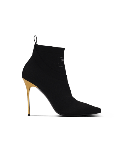 Crewneck knit ankle boots