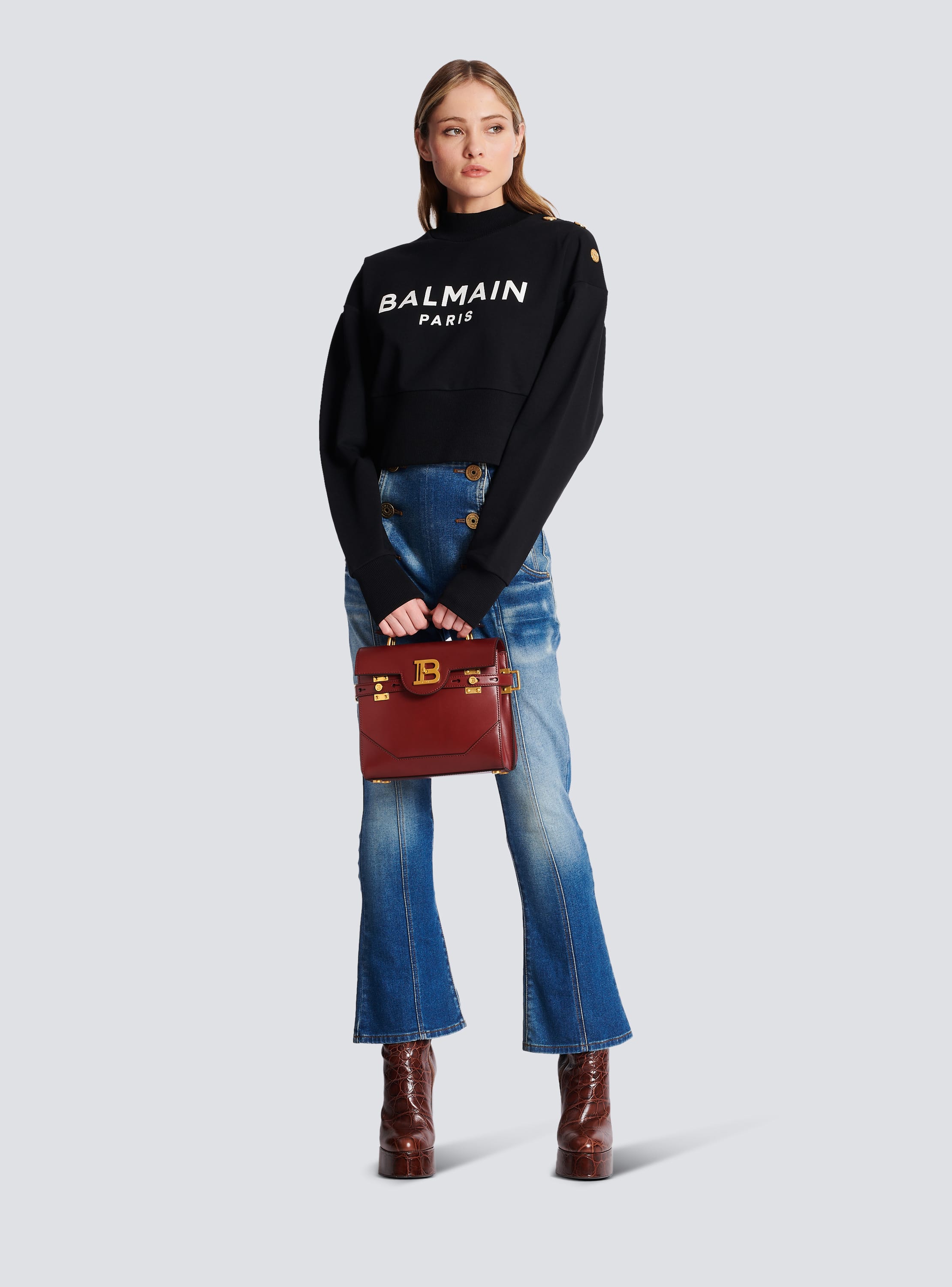 Eco-responsible cotton cropped sweatshirt with Balmain logo print