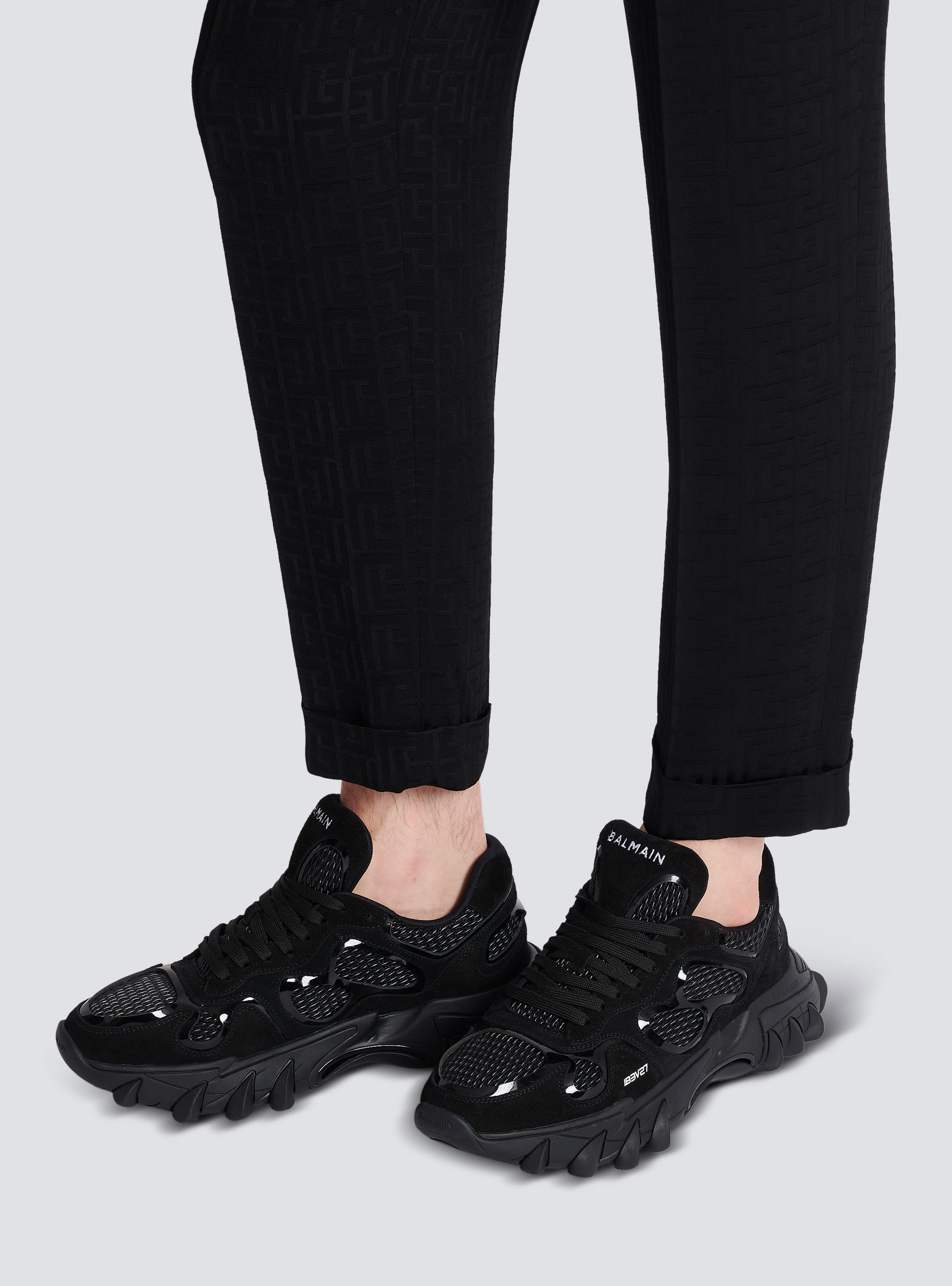 Sleek Urban Footwear: Black Balmain Sneakers