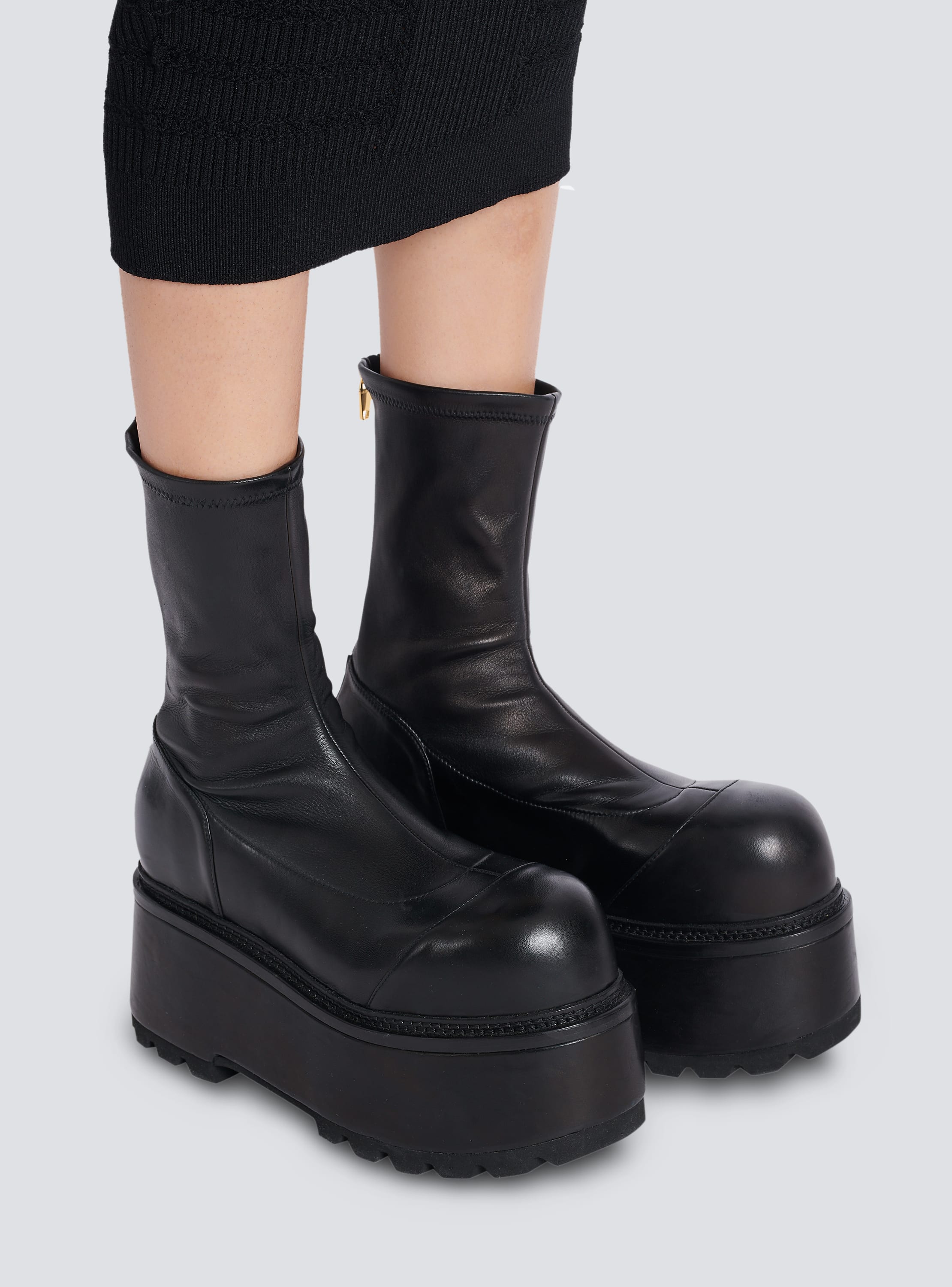 Lipstik kayden 2024 platform boot black