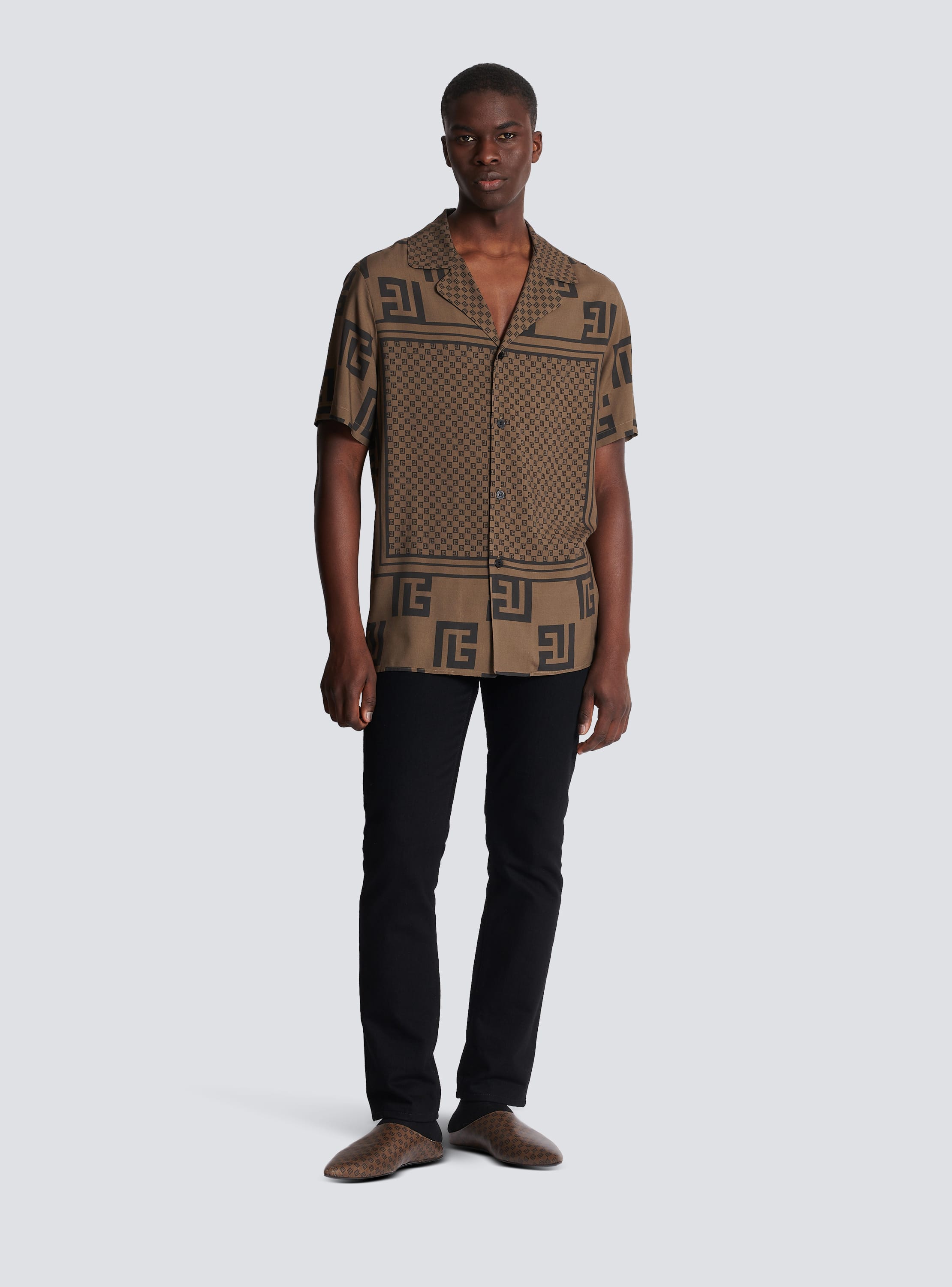 Short-sleeved shirt with monogram scarf print brown - Men | BALMAIN